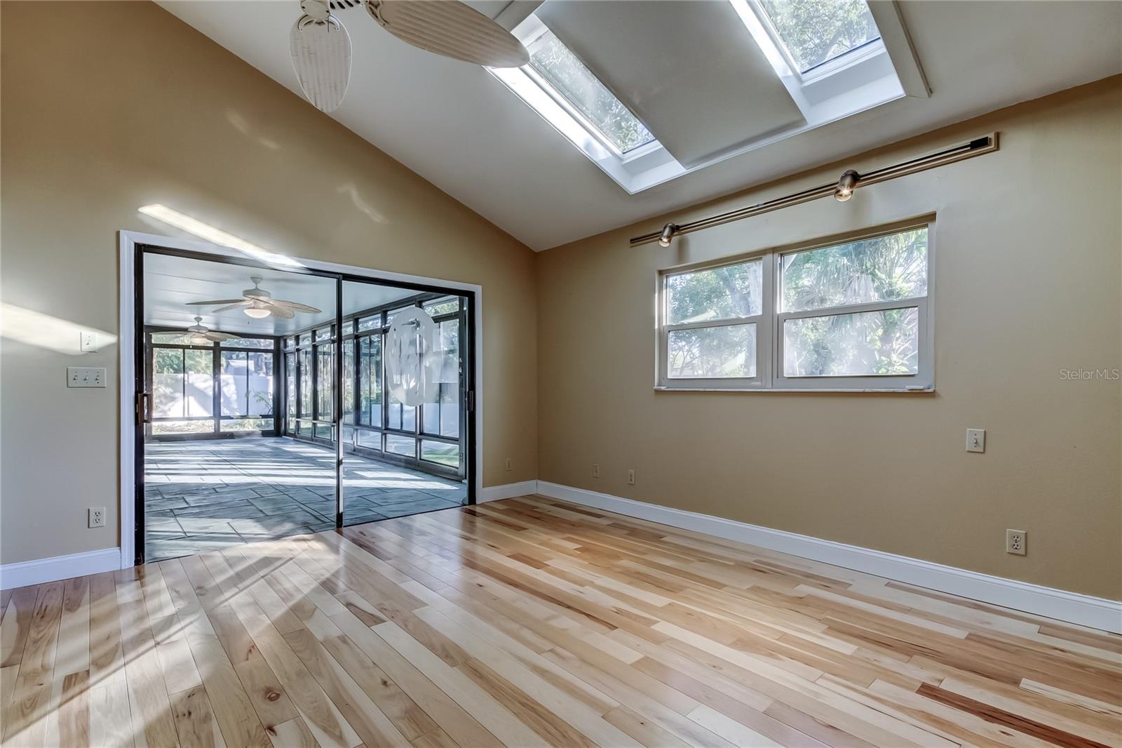 Image 24 of 54 For 9466 127th Avenue