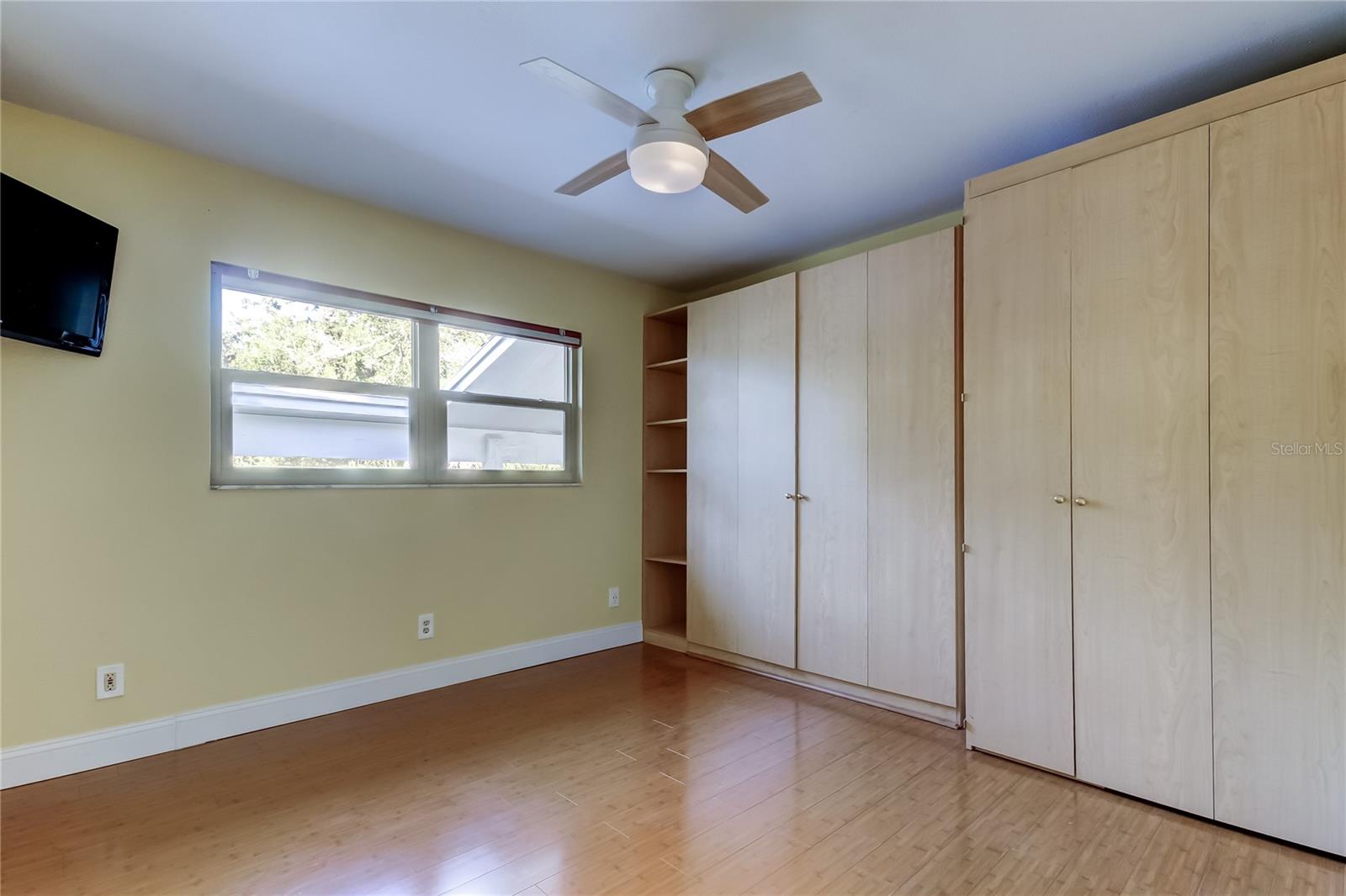 Image 29 of 54 For 9466 127th Avenue