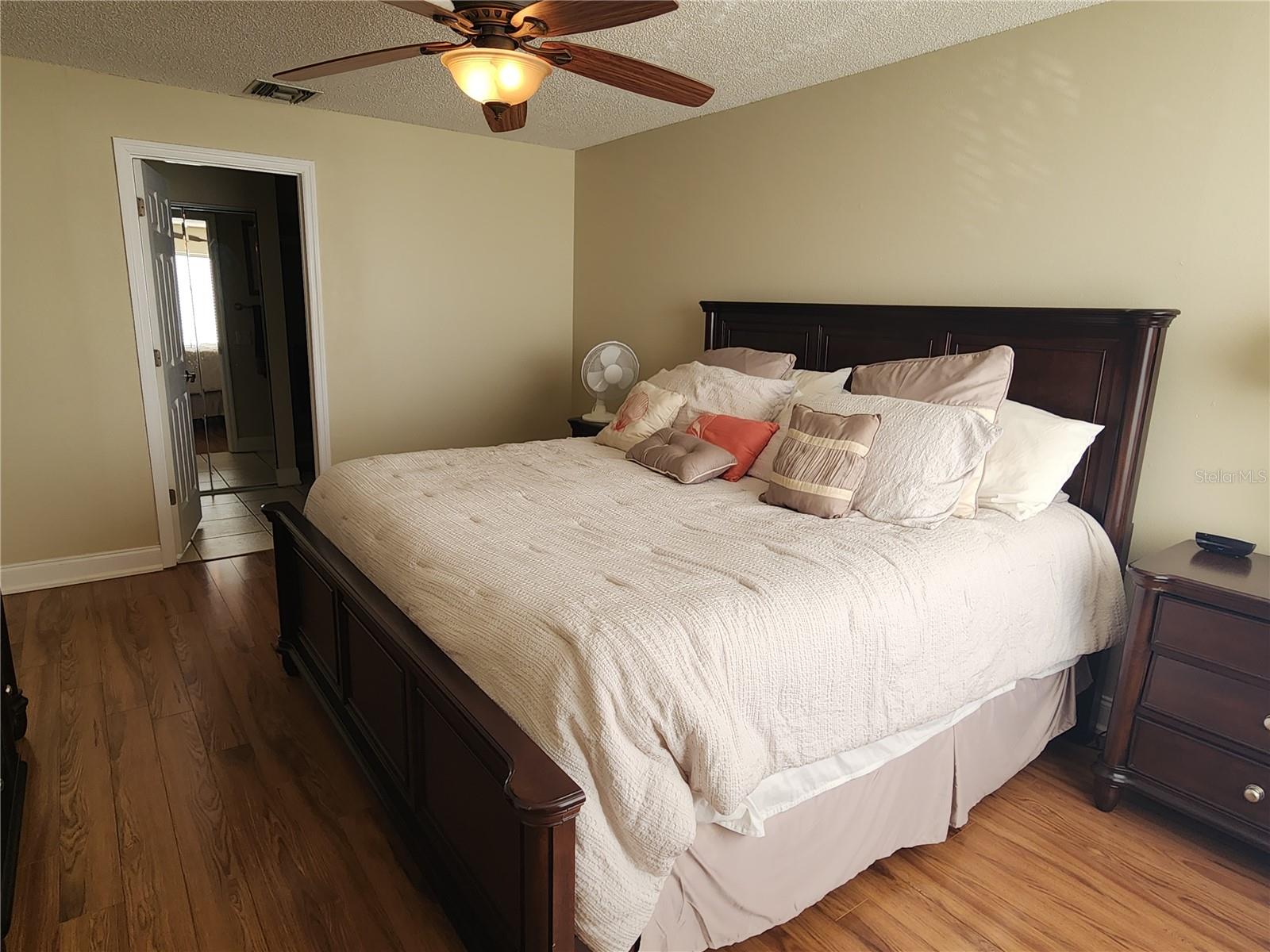 Image 10 of 21 For 6290 Bahia Del Mar Circle 3