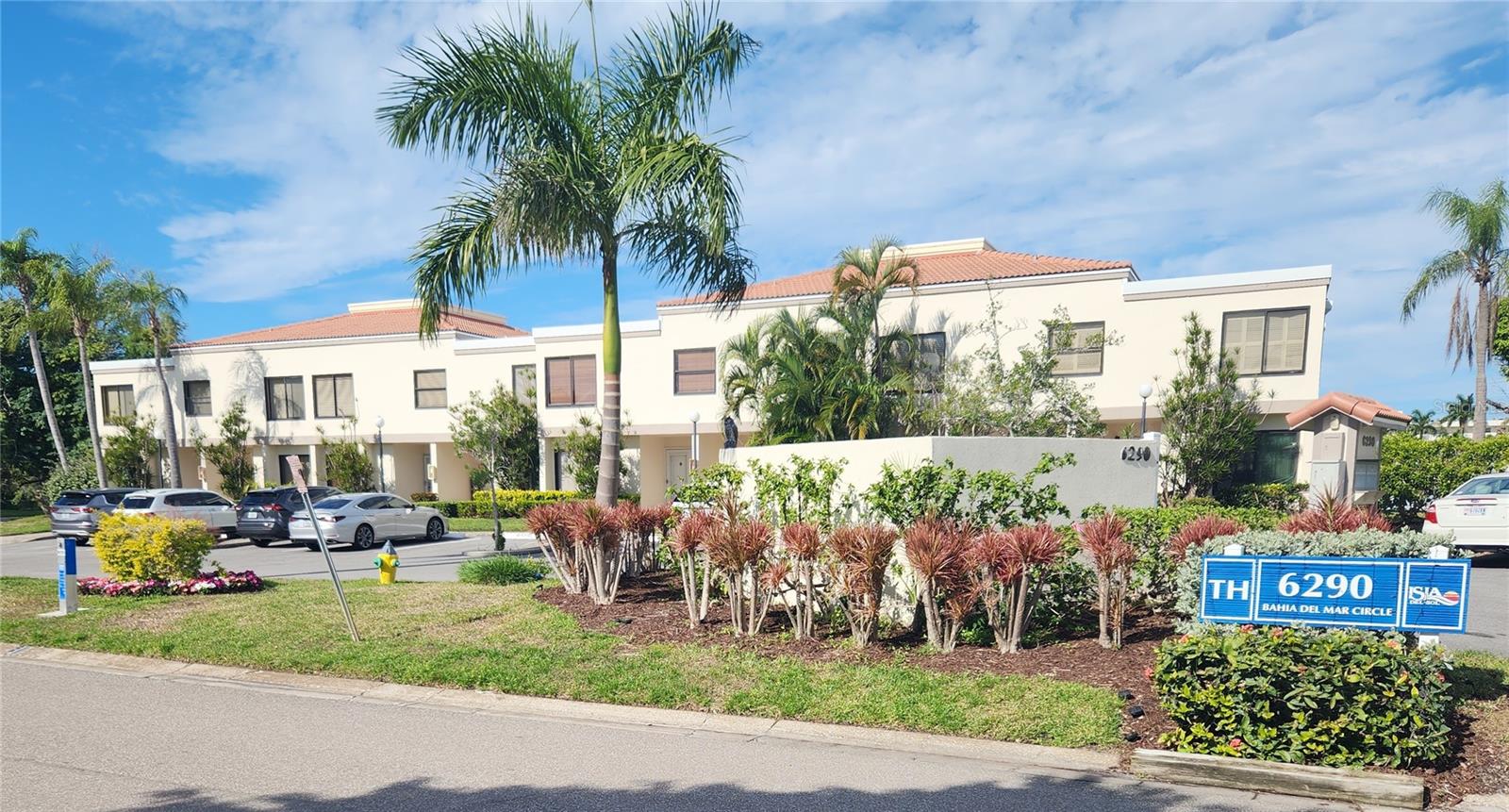 Image 2 of 21 For 6290 Bahia Del Mar Circle 3