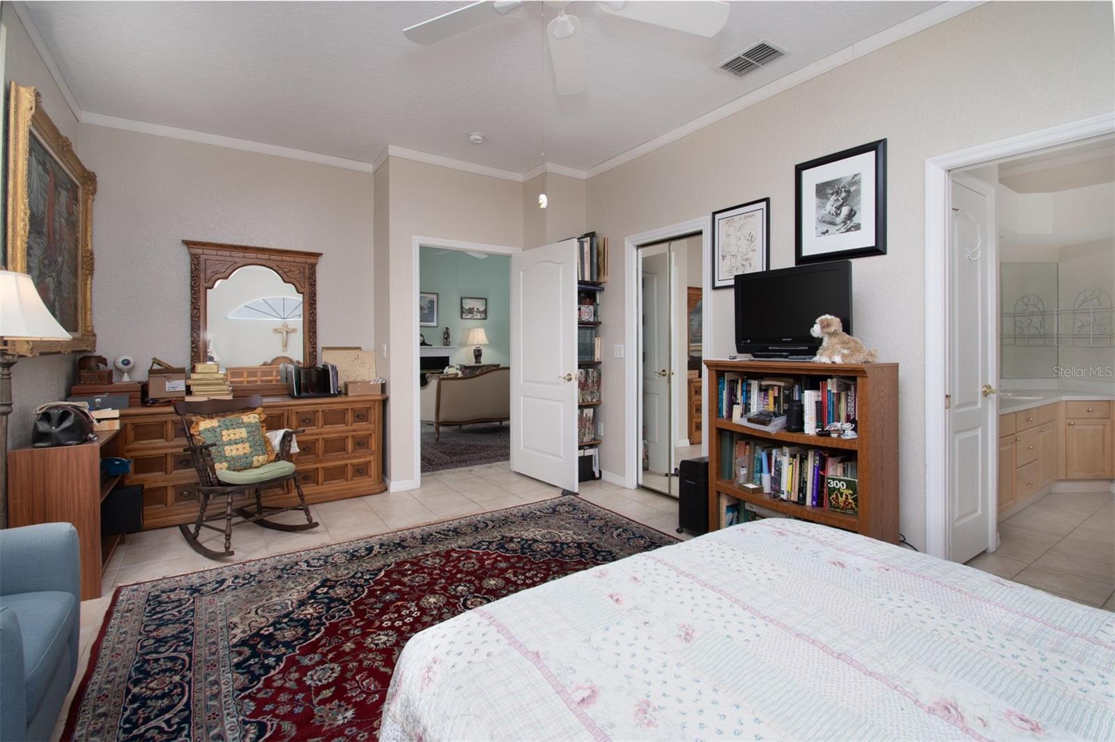 Image 16 of 39 For 917 Michele Circle