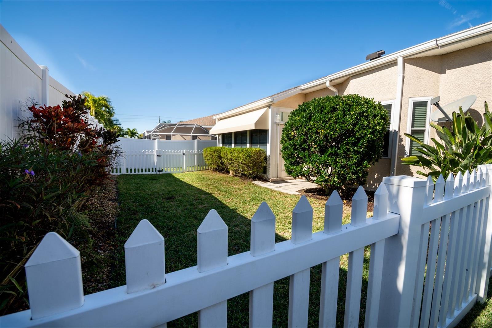 Image 27 of 39 For 917 Michele Circle