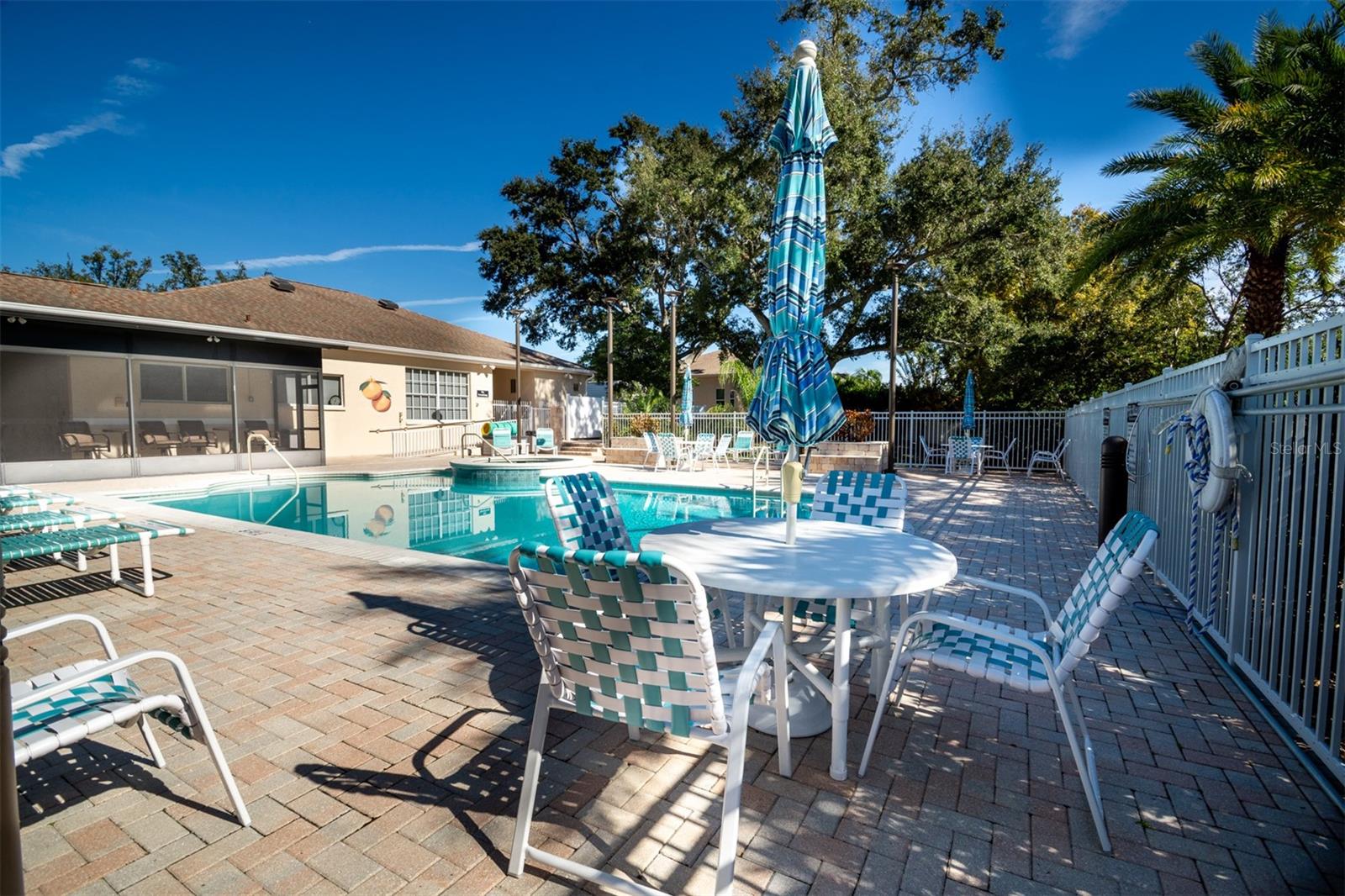 Image 33 of 39 For 917 Michele Circle