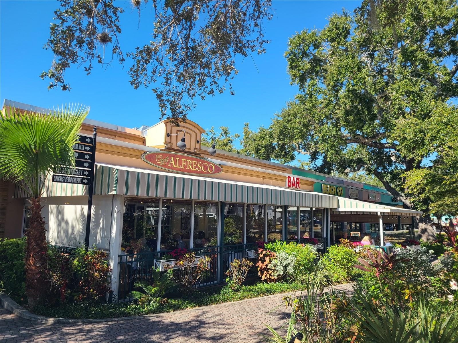 Image 37 of 39 For 917 Michele Circle