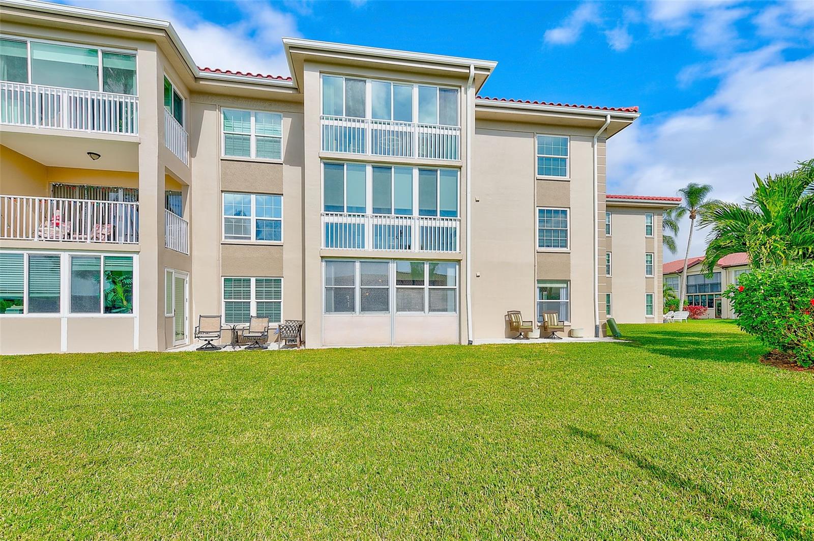 Image 17 of 50 For 10215 Regal Drive 16