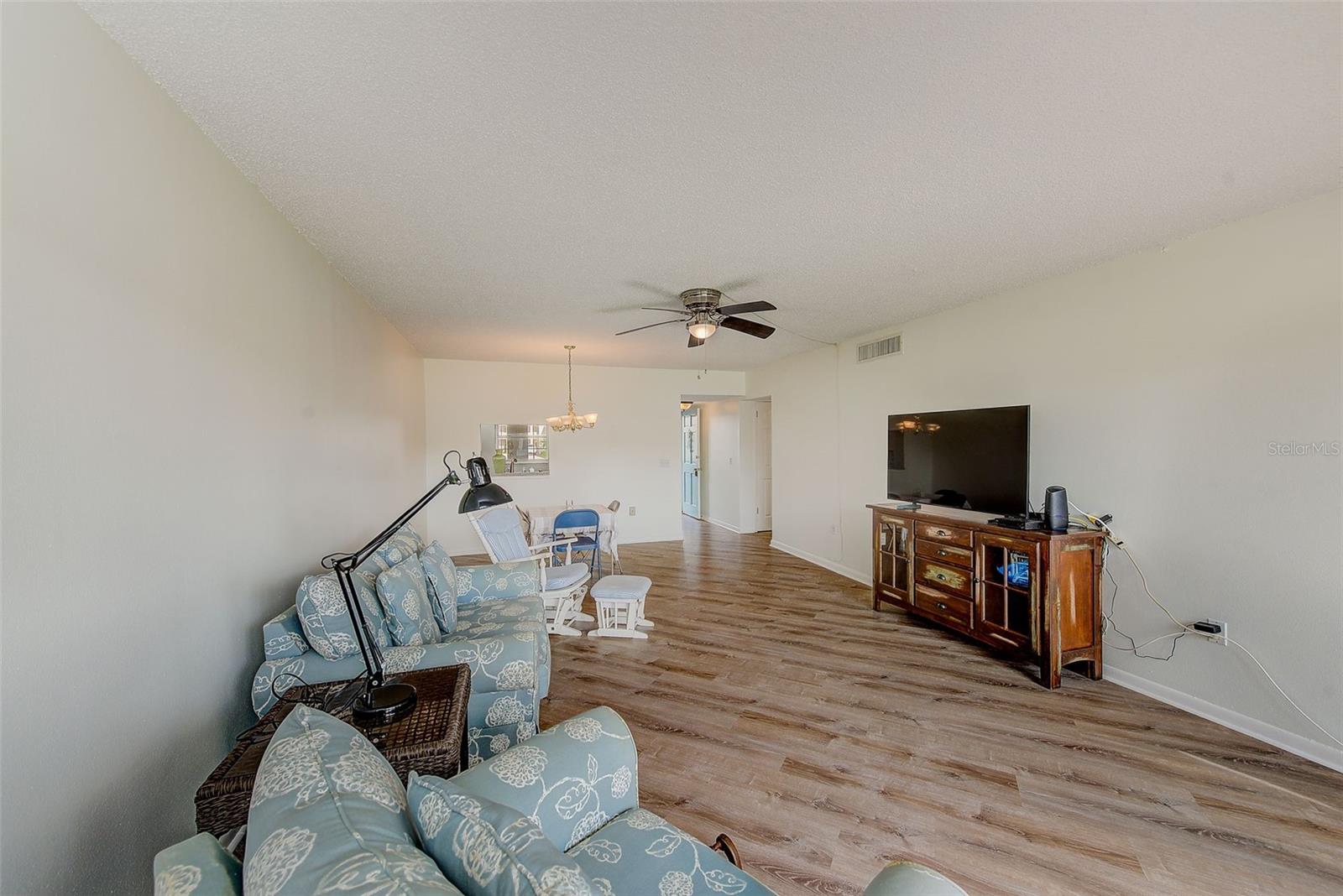 Image 21 of 50 For 10215 Regal Drive 16