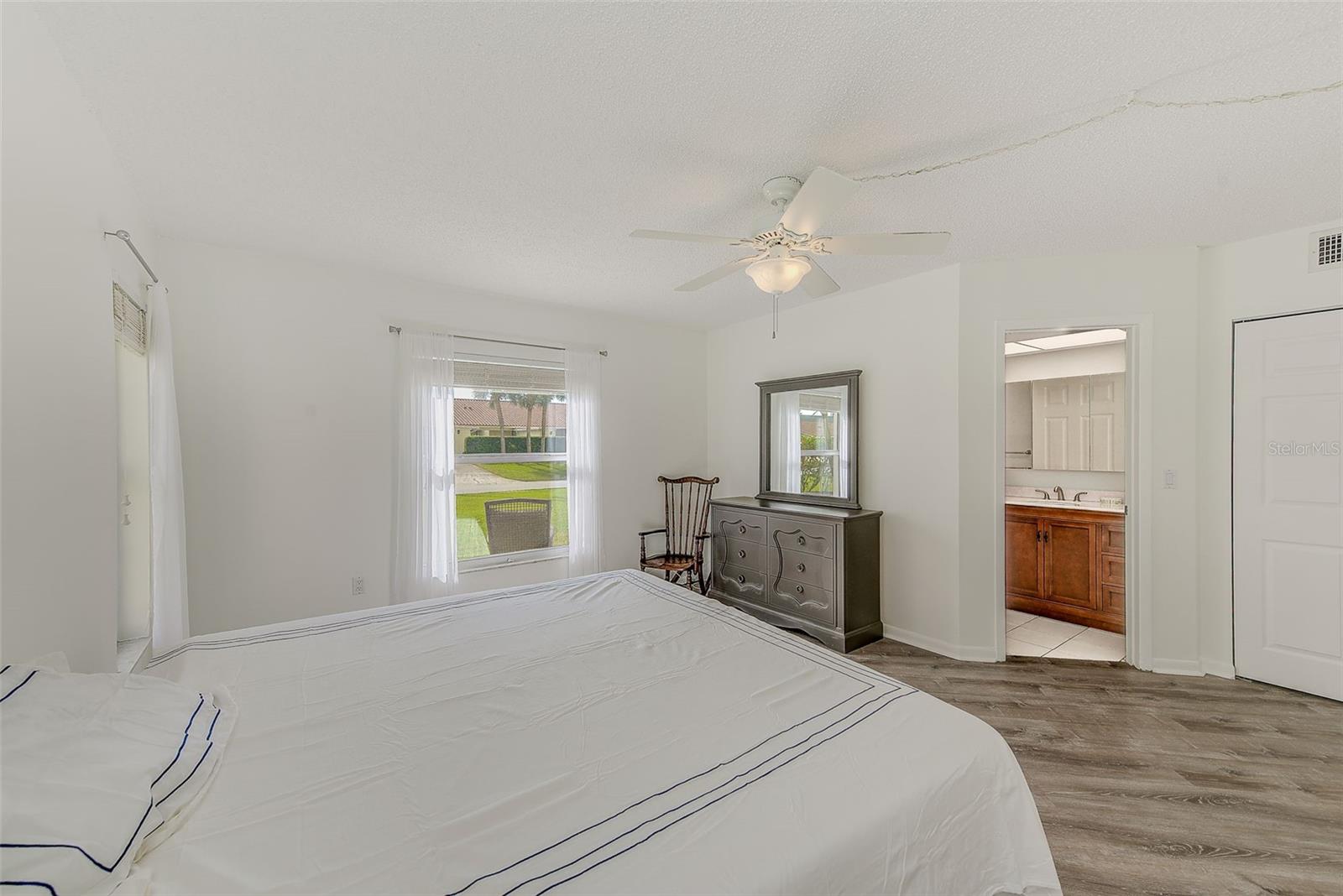 Image 27 of 50 For 10215 Regal Drive 16