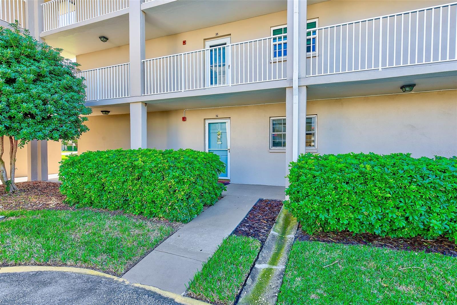 Image 3 of 50 For 10215 Regal Drive 16