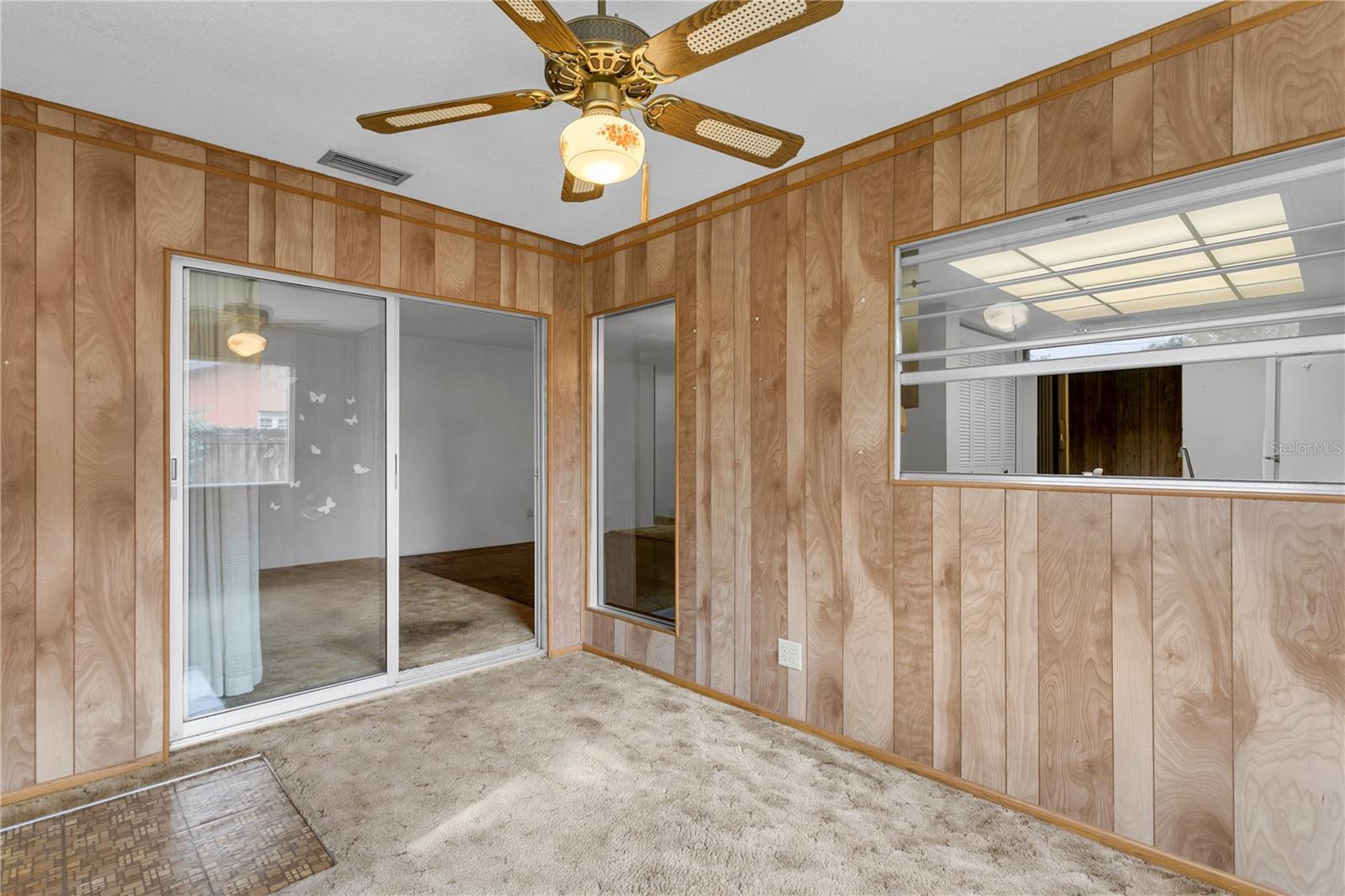 Image 13 of 41 For 820 Ambassador Loop