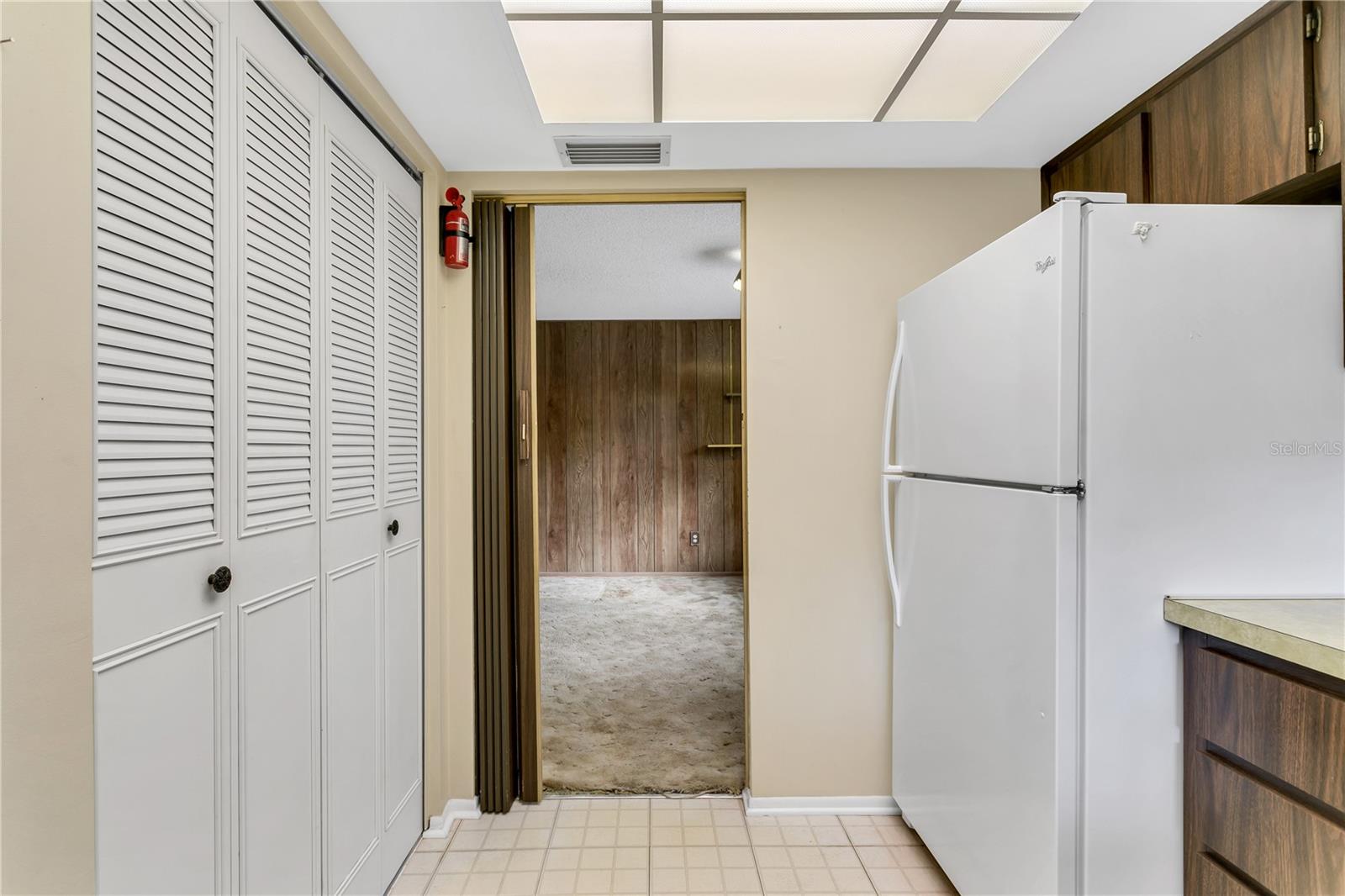 Image 17 of 41 For 820 Ambassador Loop