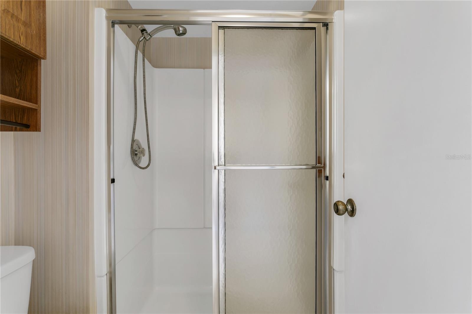 Image 23 of 41 For 820 Ambassador Loop