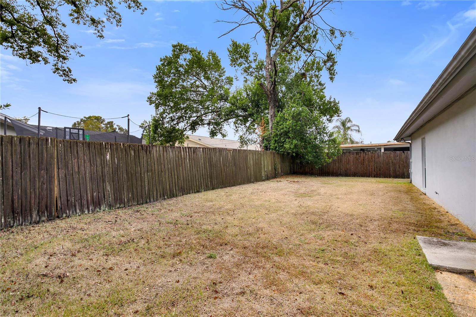 Image 35 of 41 For 820 Ambassador Loop