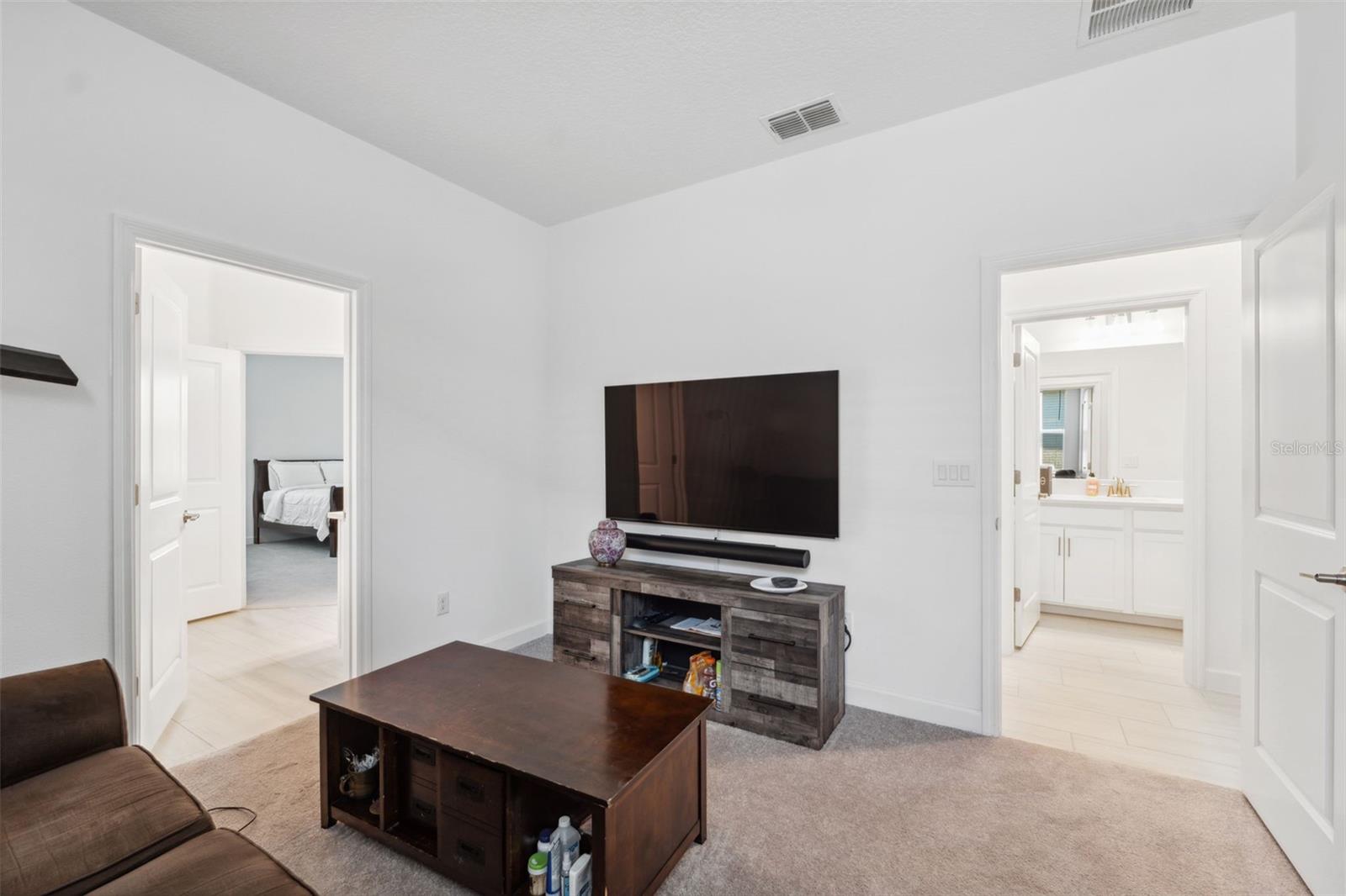 Image 19 of 54 For 16787 Shell Bay Dr