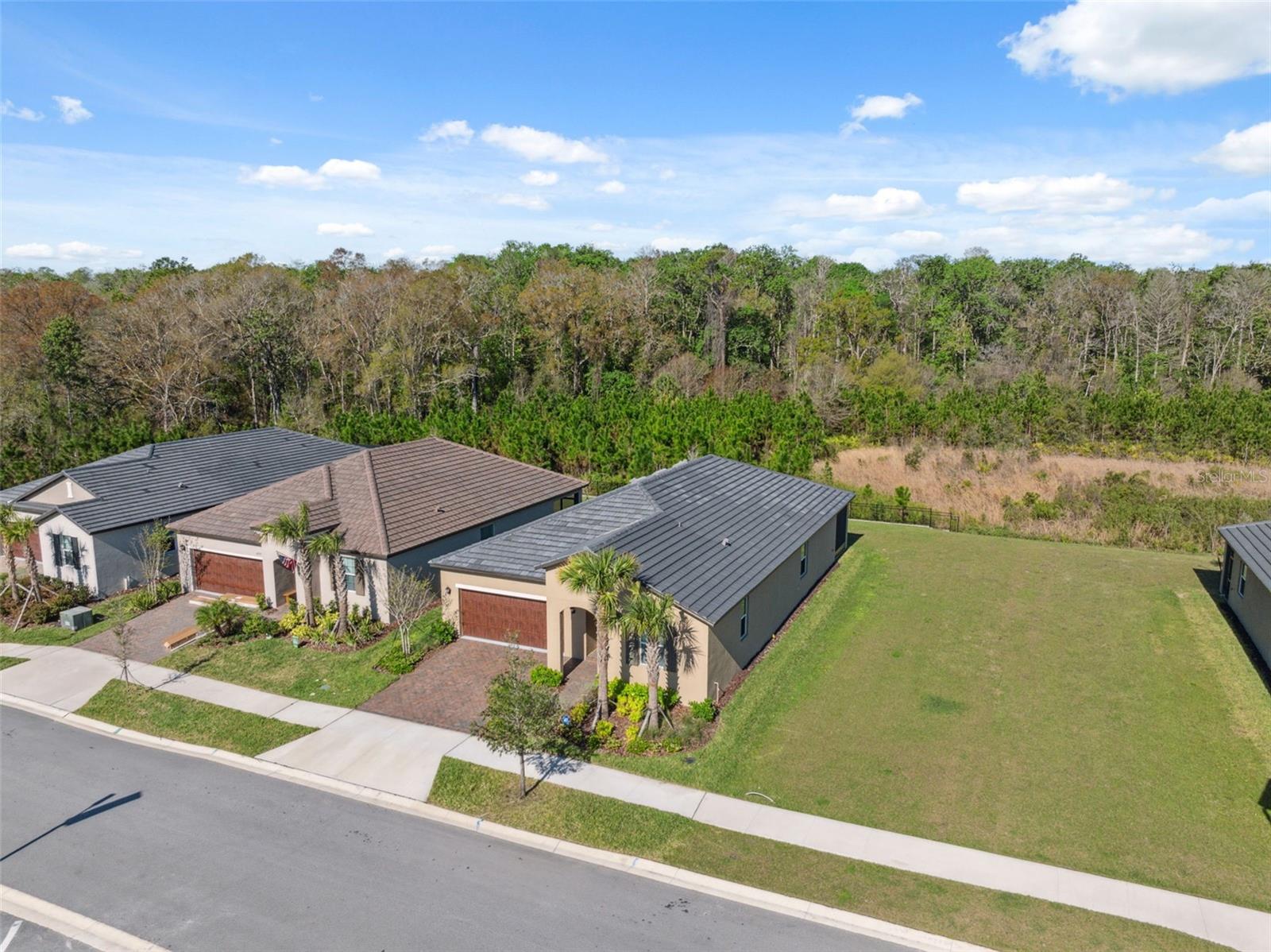 Image 29 of 54 For 16787 Shell Bay Dr