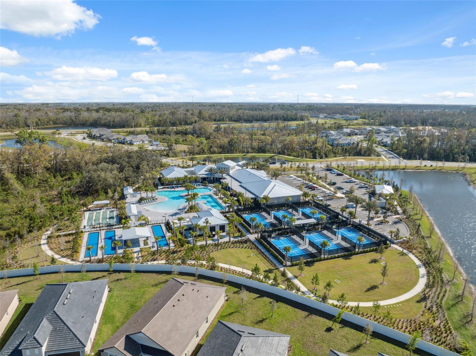 Image 44 of 54 For 16787 Shell Bay Dr