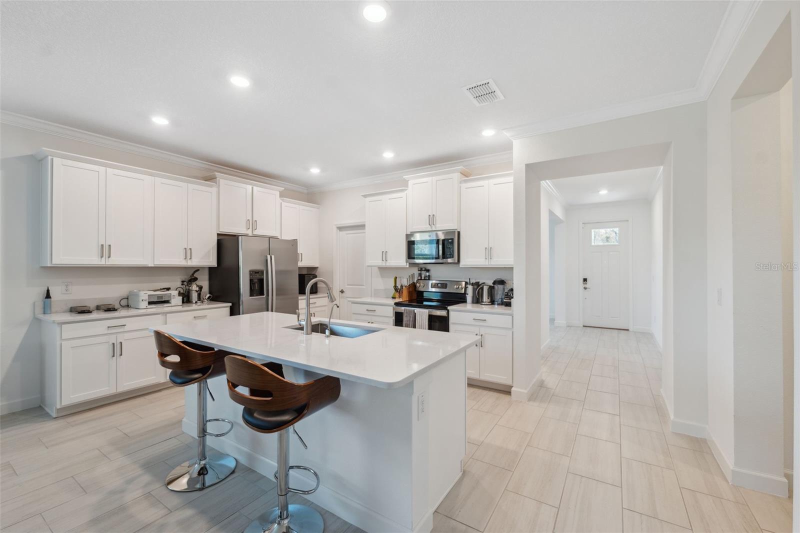 Image 8 of 54 For 16787 Shell Bay Dr