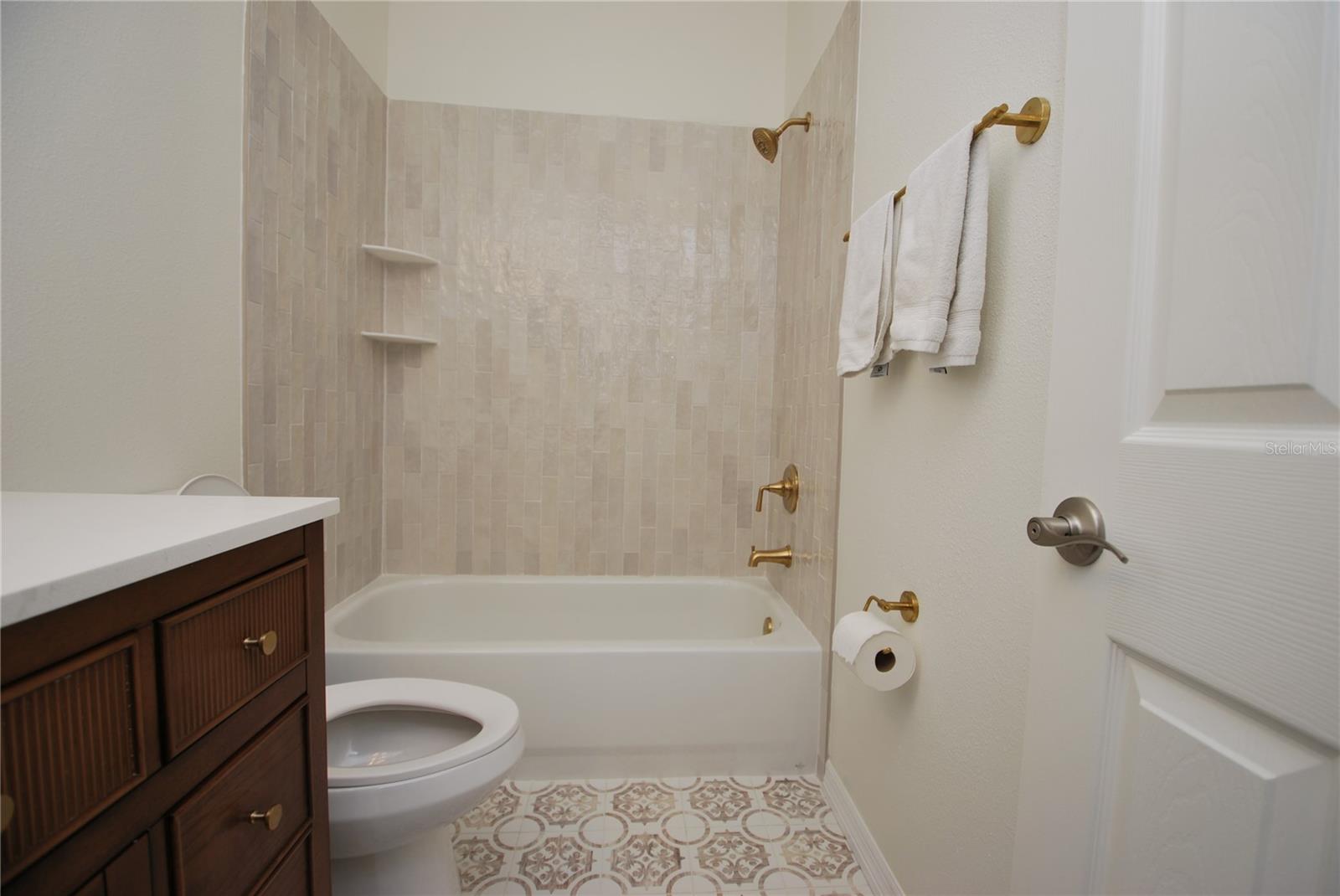 Image 19 of 24 For 11251 Windsor Place Circle