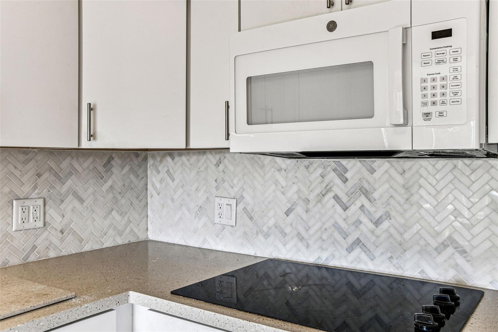 Image 17 of 62 For 2455 Finlandia Lane 67