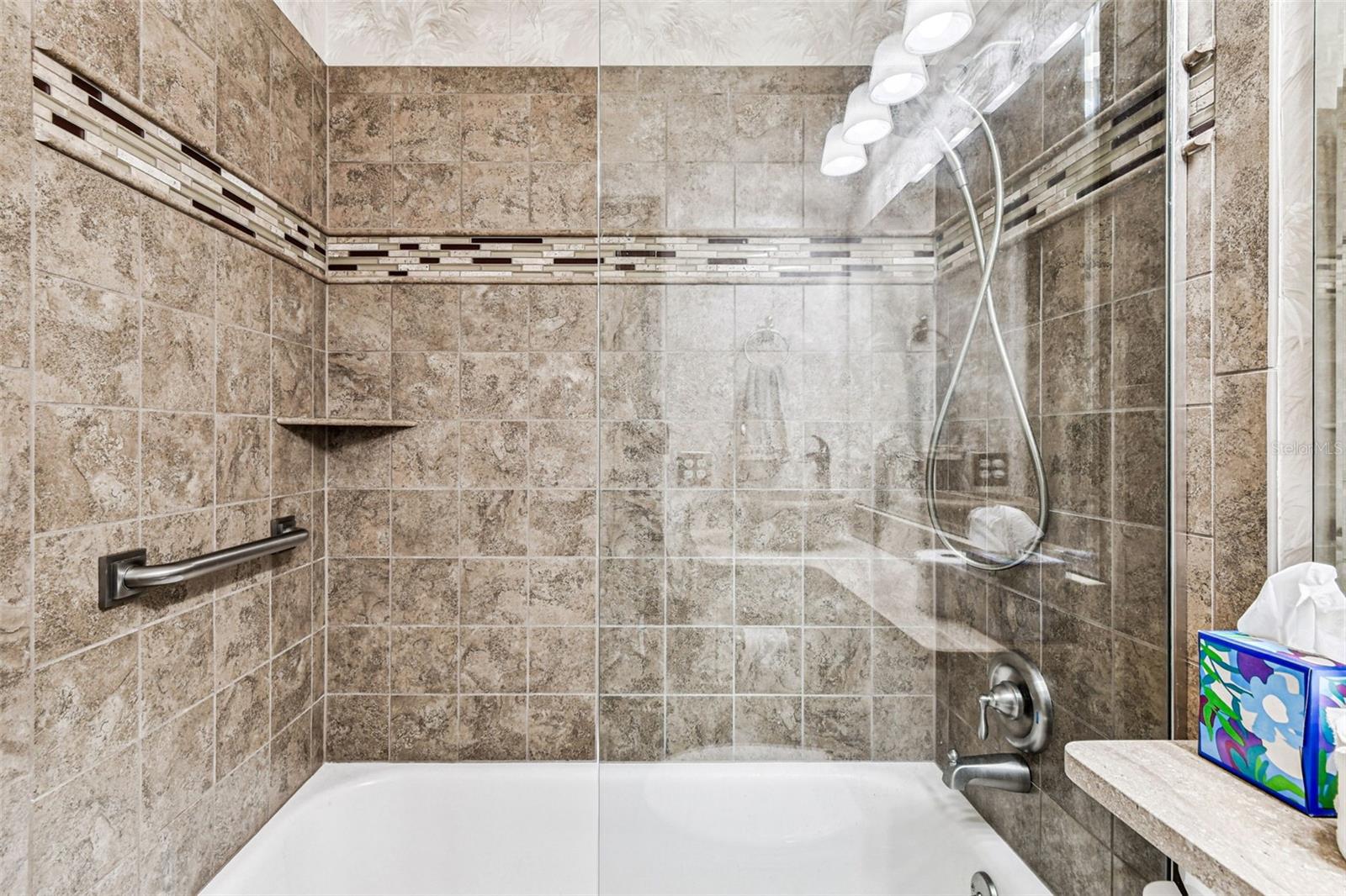 Image 33 of 62 For 2455 Finlandia Lane 67