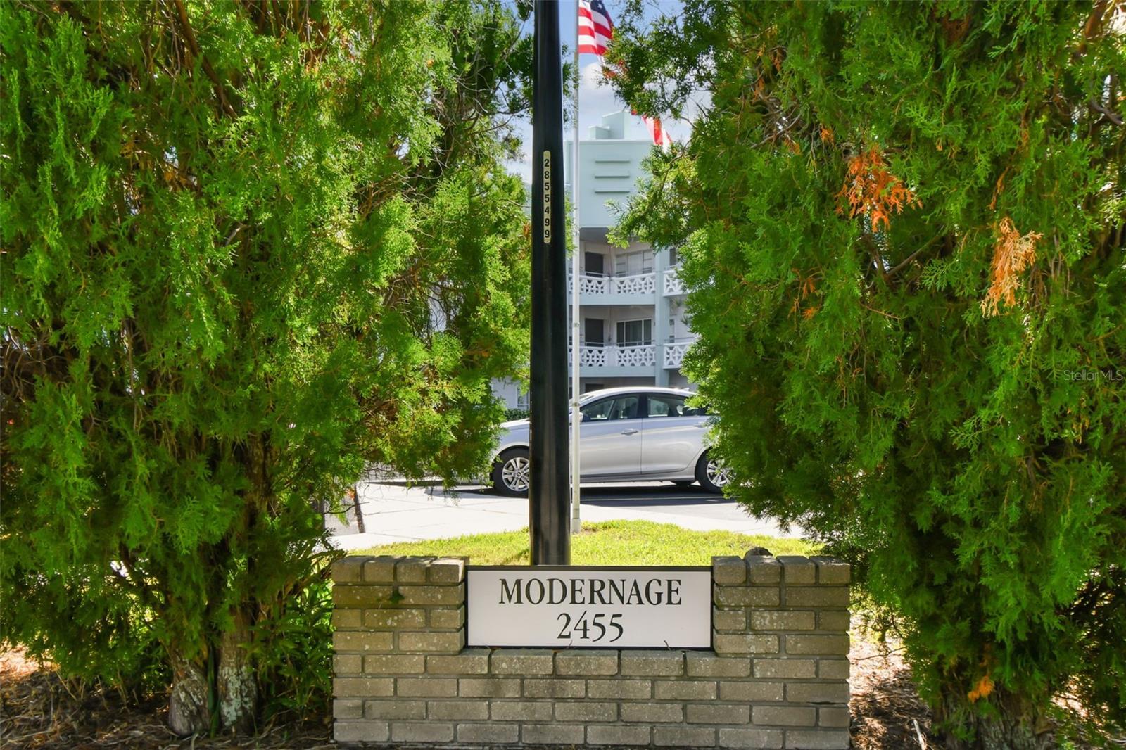 Image 5 of 62 For 2455 Finlandia Lane 67