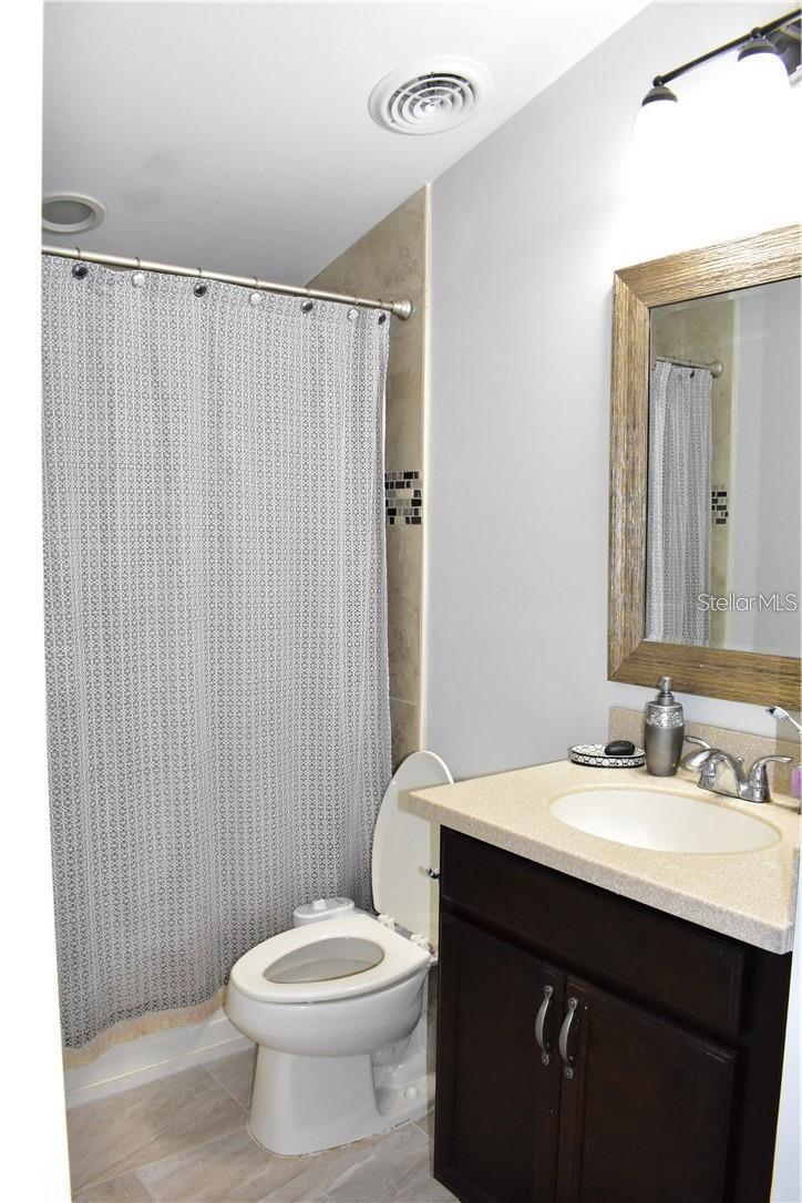 Image 23 of 51 For 20104 Pond Spring Way