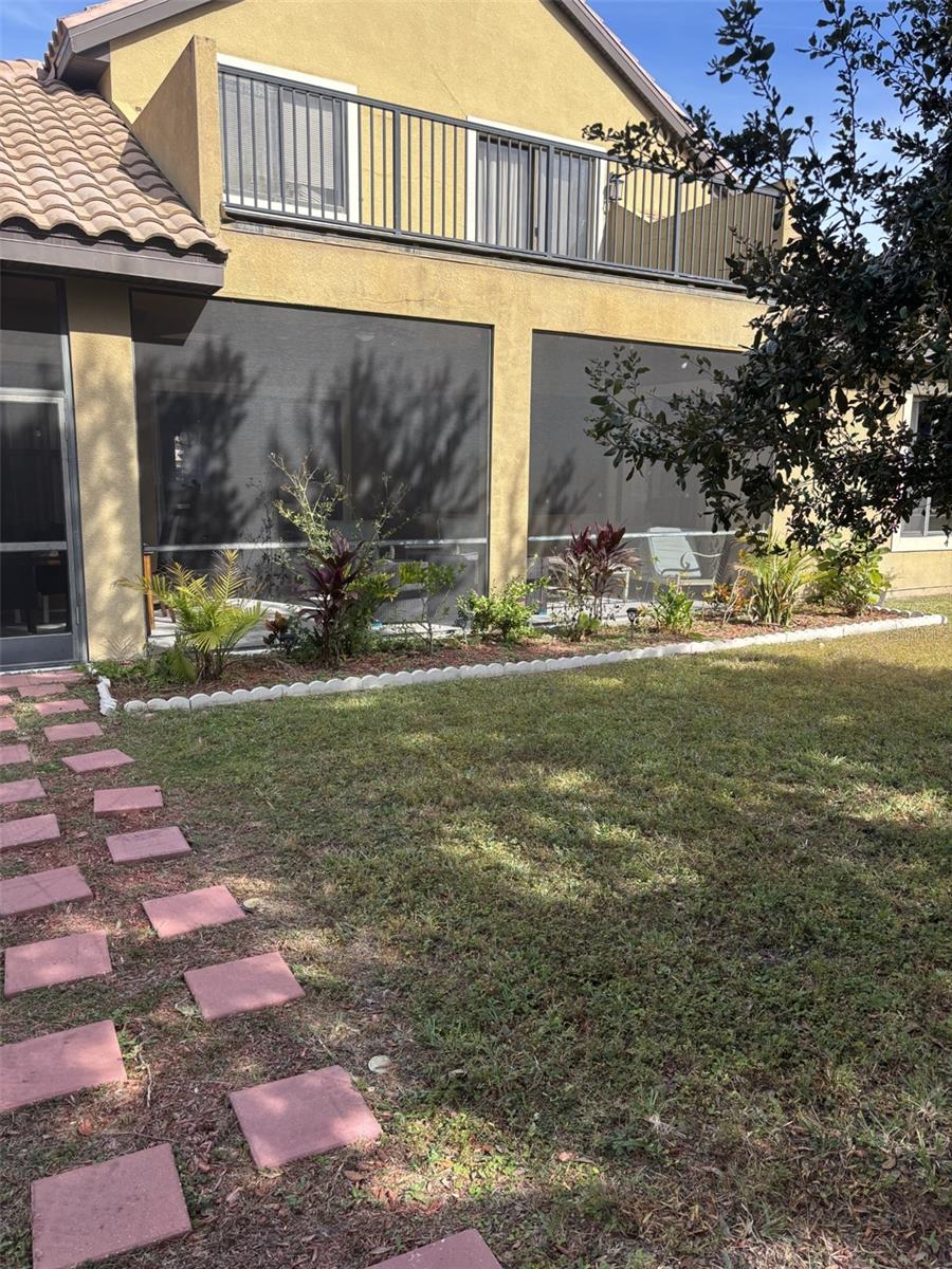 Image 35 of 51 For 20104 Pond Spring Way