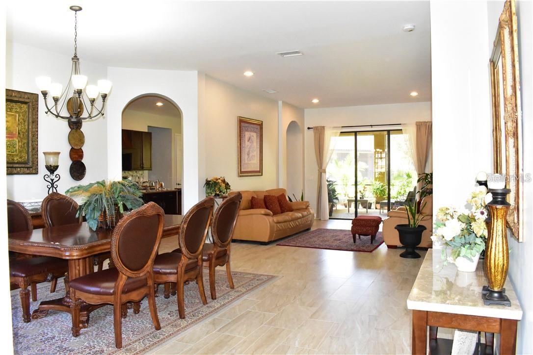 Image 5 of 51 For 20104 Pond Spring Way