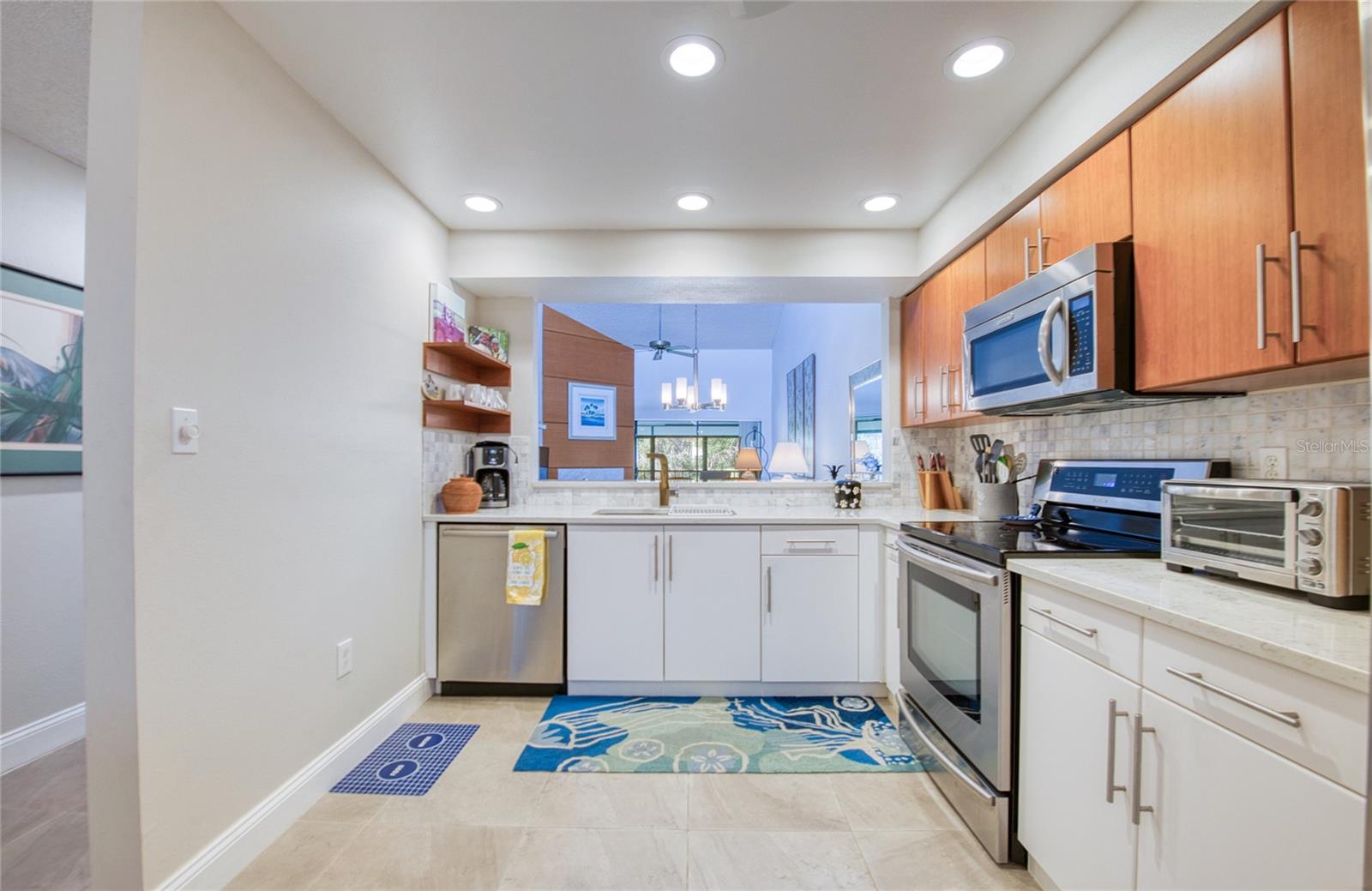 Image 10 of 59 For 1304 Pasadena Avenue S 3