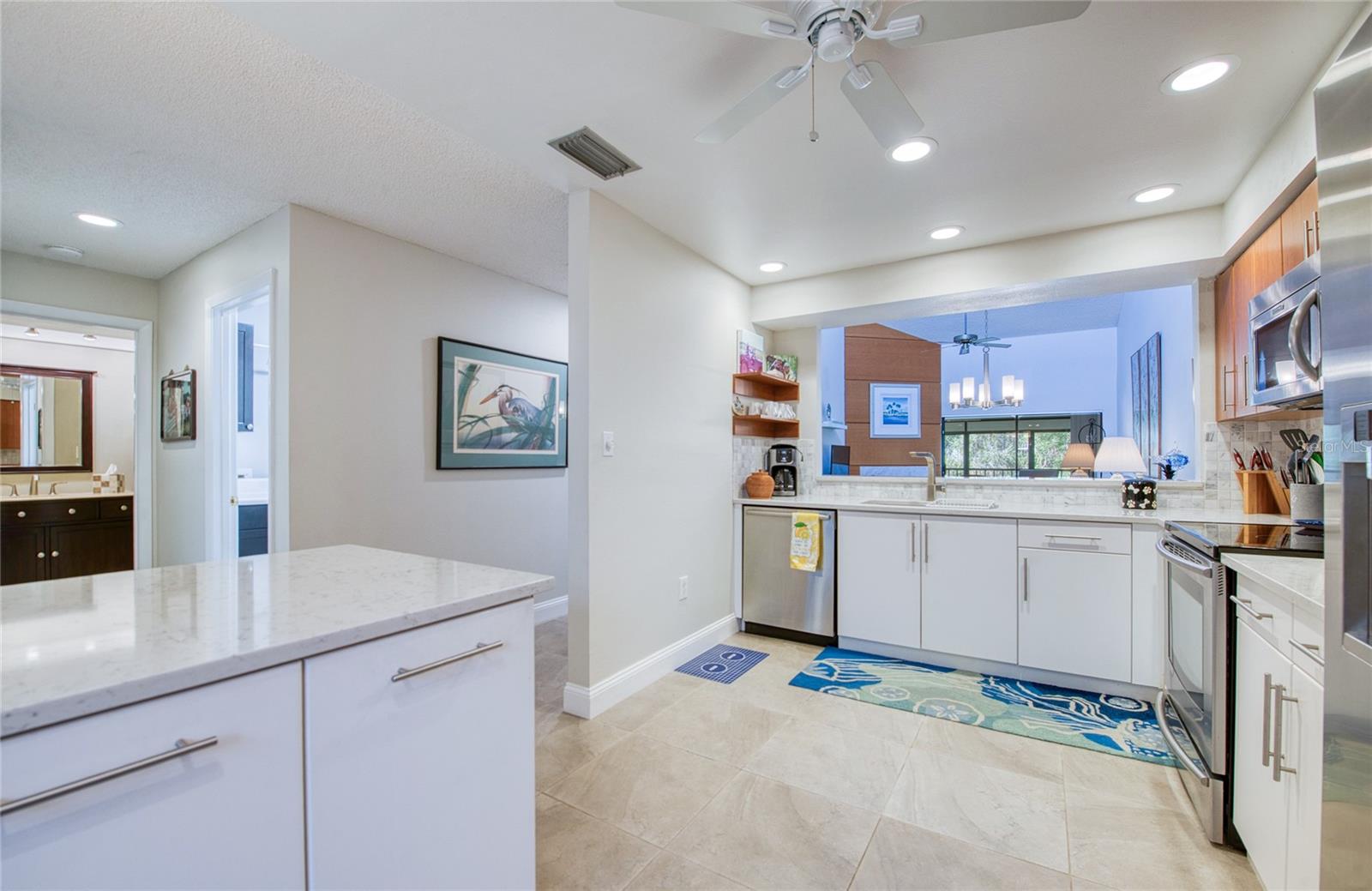 Image 14 of 59 For 1304 Pasadena Avenue S 3