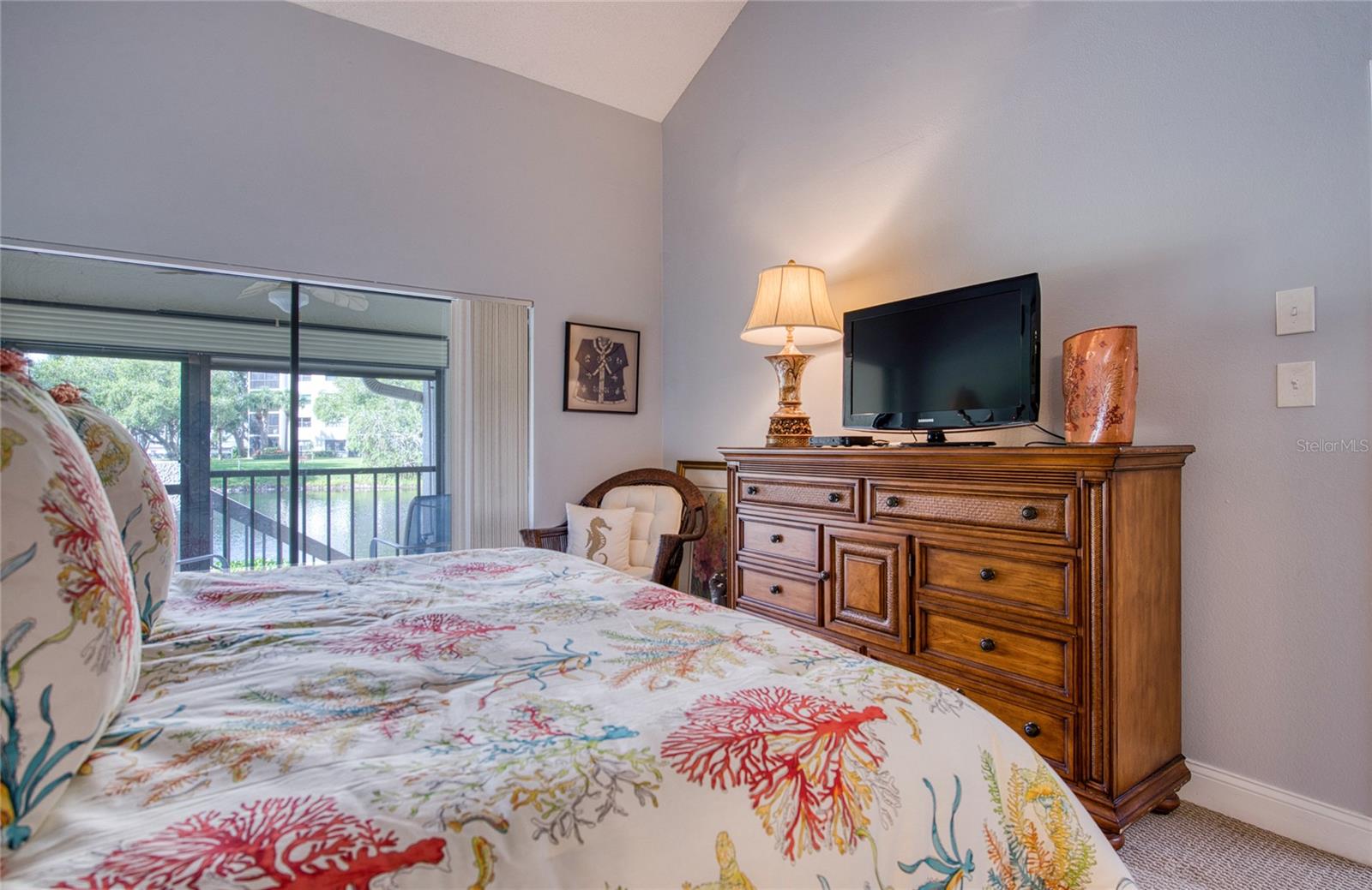 Image 24 of 59 For 1304 Pasadena Avenue S 3