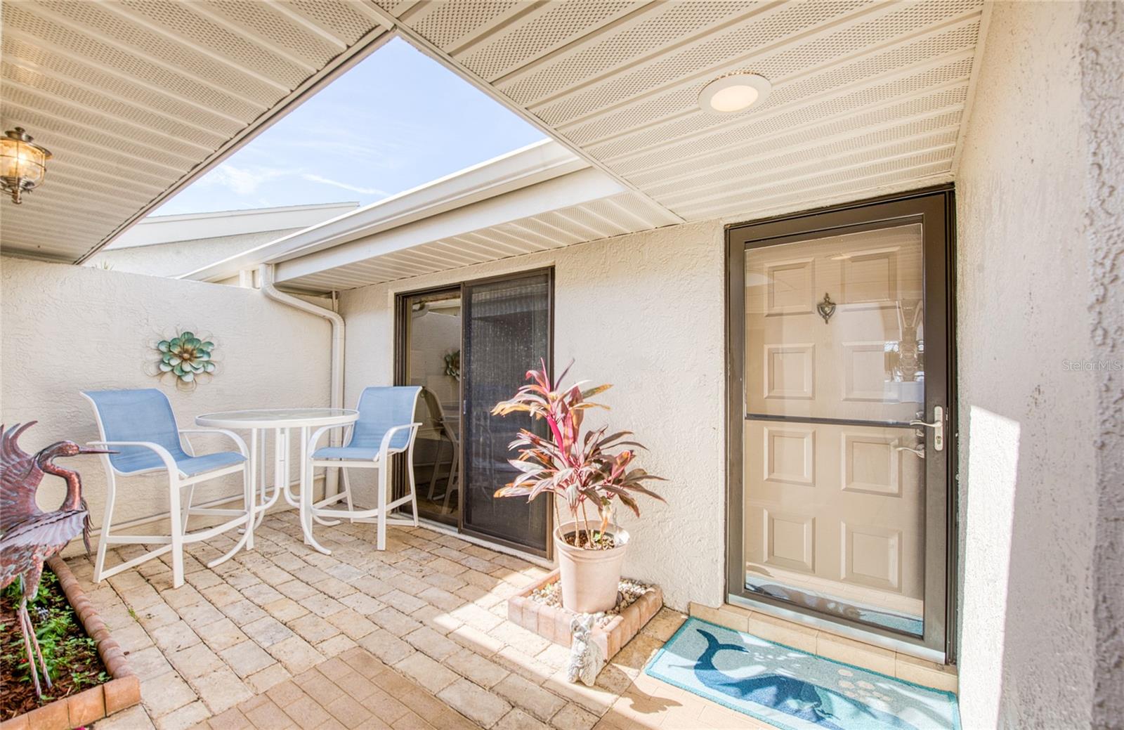 Image 4 of 59 For 1304 Pasadena Avenue S 3