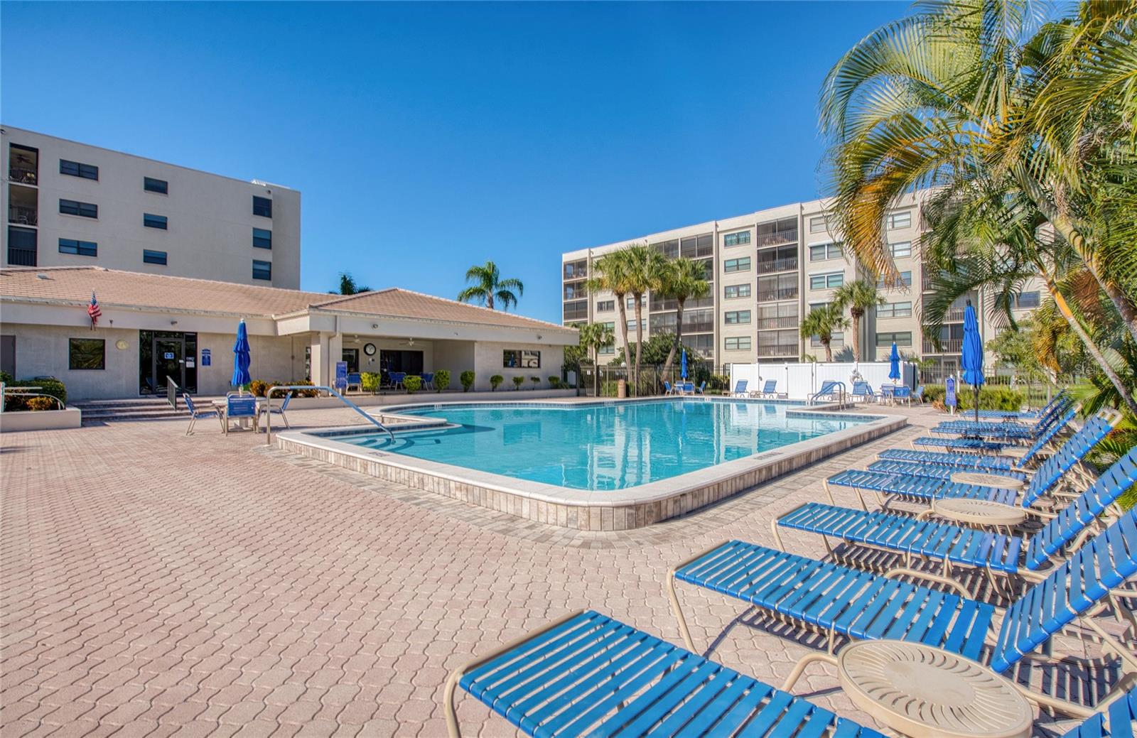 Image 49 of 59 For 1304 Pasadena Avenue S 3