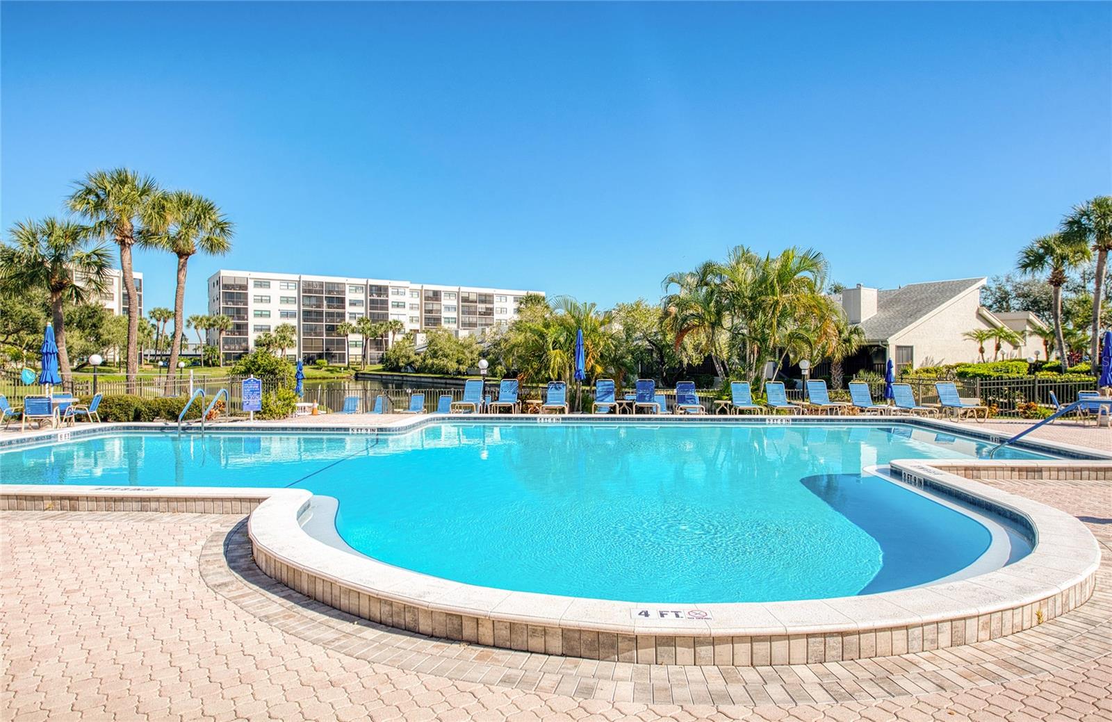 Image 54 of 59 For 1304 Pasadena Avenue S 3