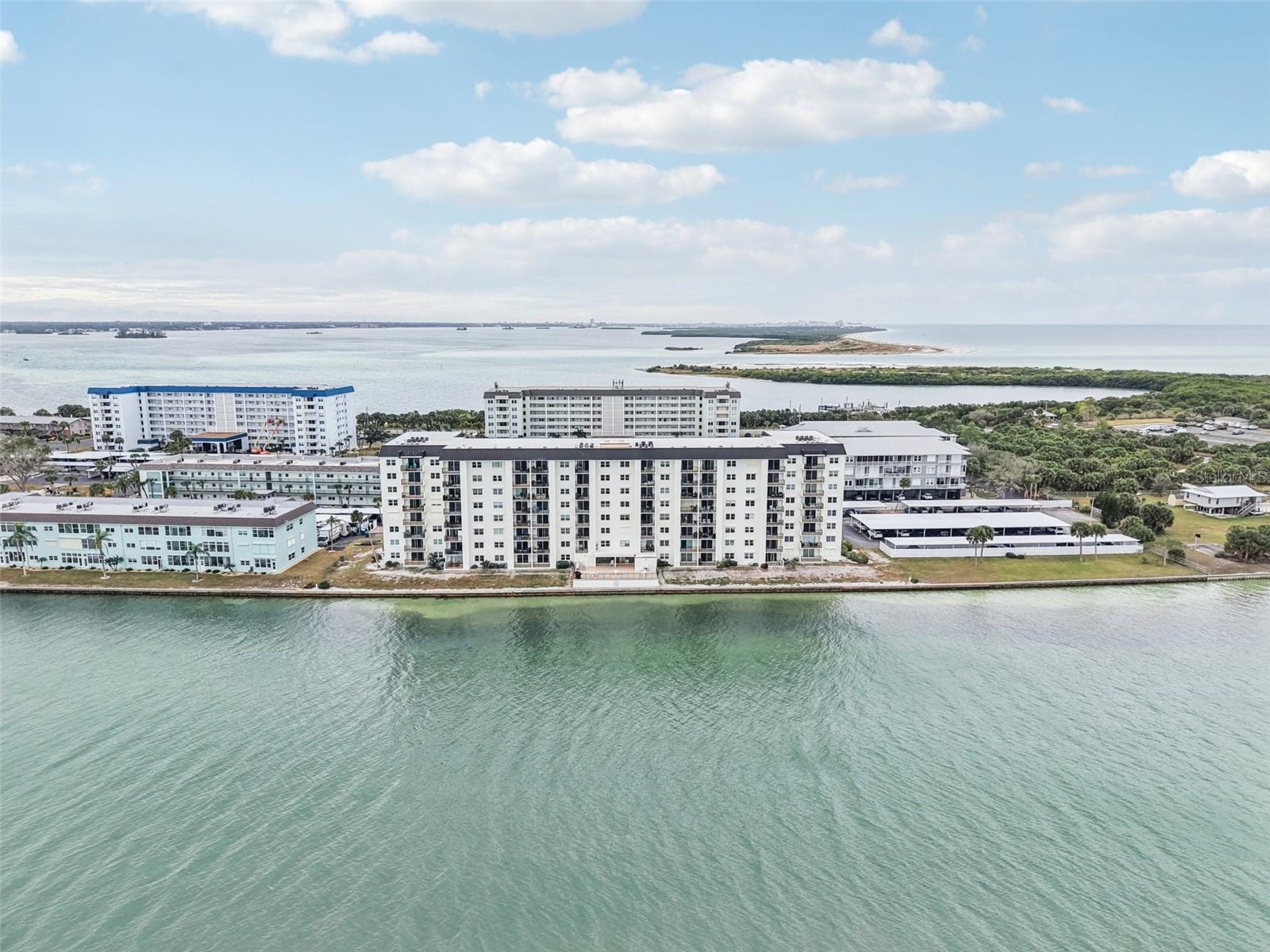 Image 20 of 44 For 9 Haig Place 704