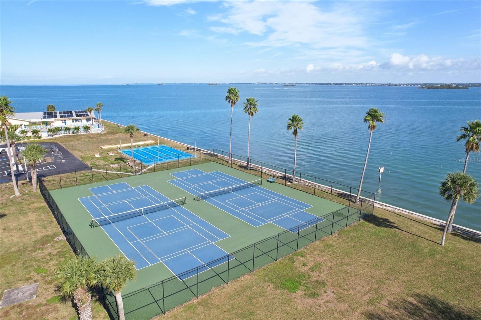 Image 36 of 44 For 9 Haig Place 704