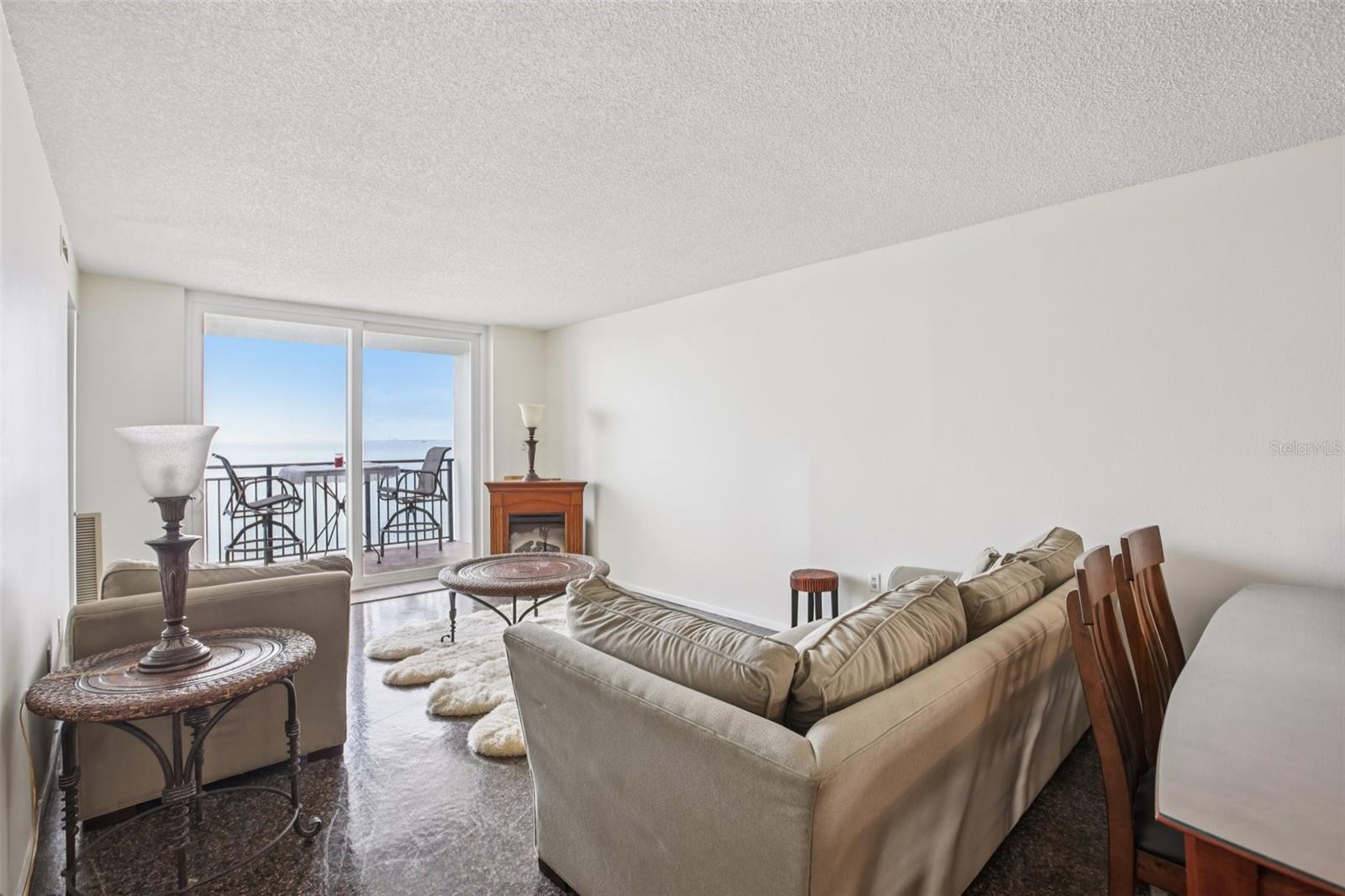 Image 5 of 44 For 9 Haig Place 704