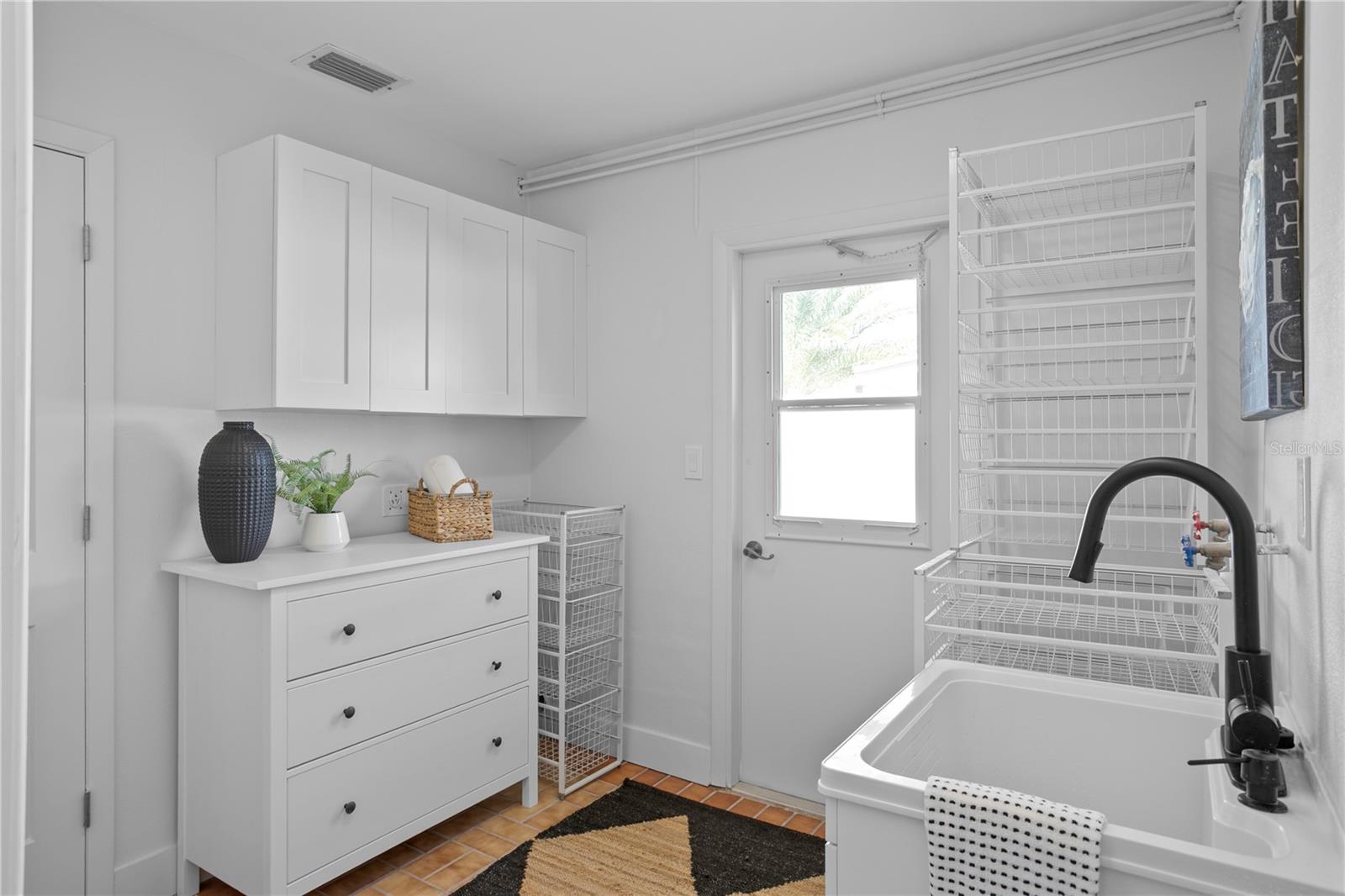 Image 28 of 38 For 350 Julia Circle