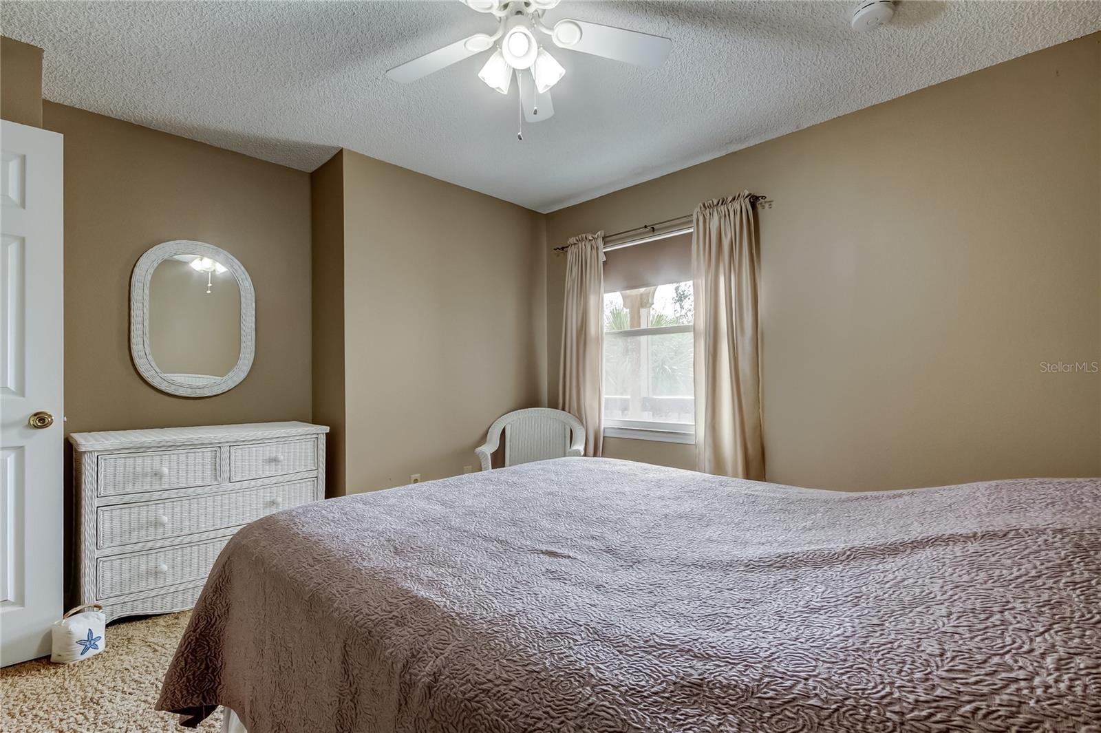 Listing photo id 22 for 2400 Feather Sound Drive 1334