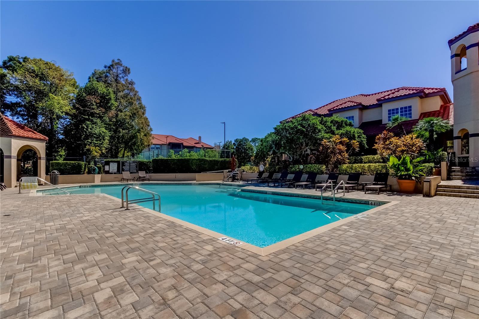 Listing photo id 38 for 2400 Feather Sound Drive 1334