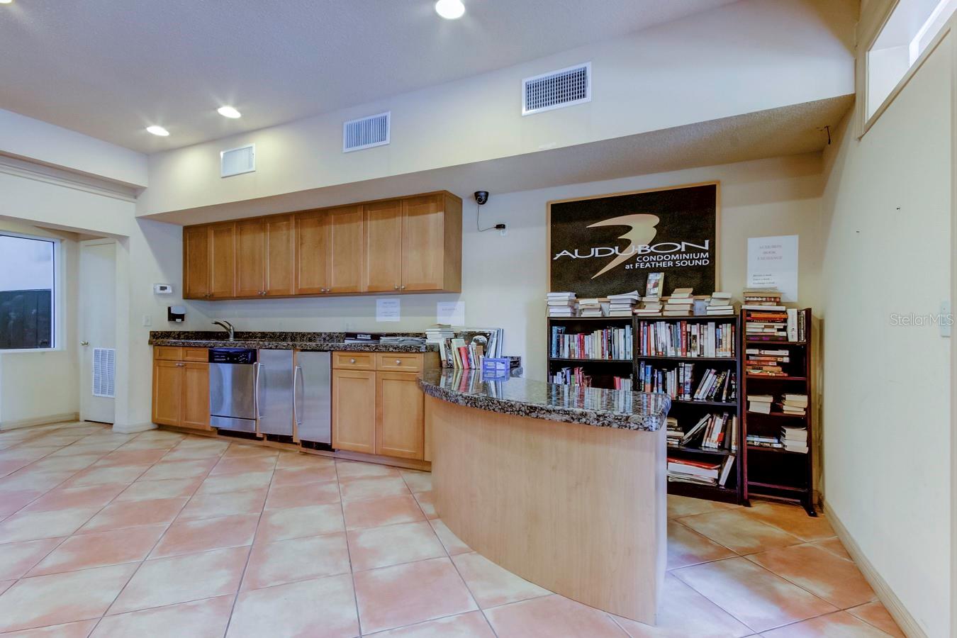 Listing photo id 43 for 2400 Feather Sound Drive 1334