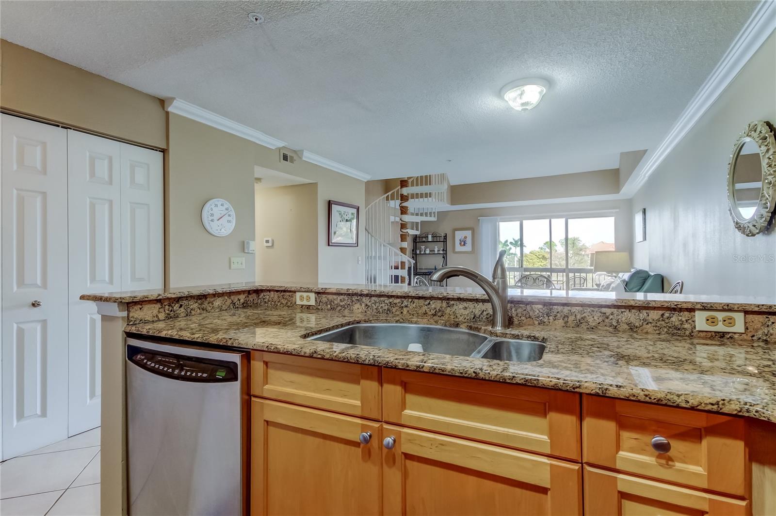 Listing photo id 5 for 2400 Feather Sound Drive 1334