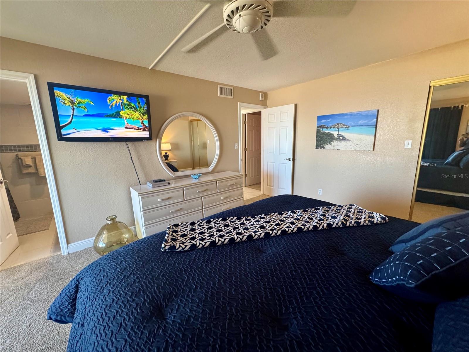 Image 31 of 65 For 1230 Gulf Boulevard 1402