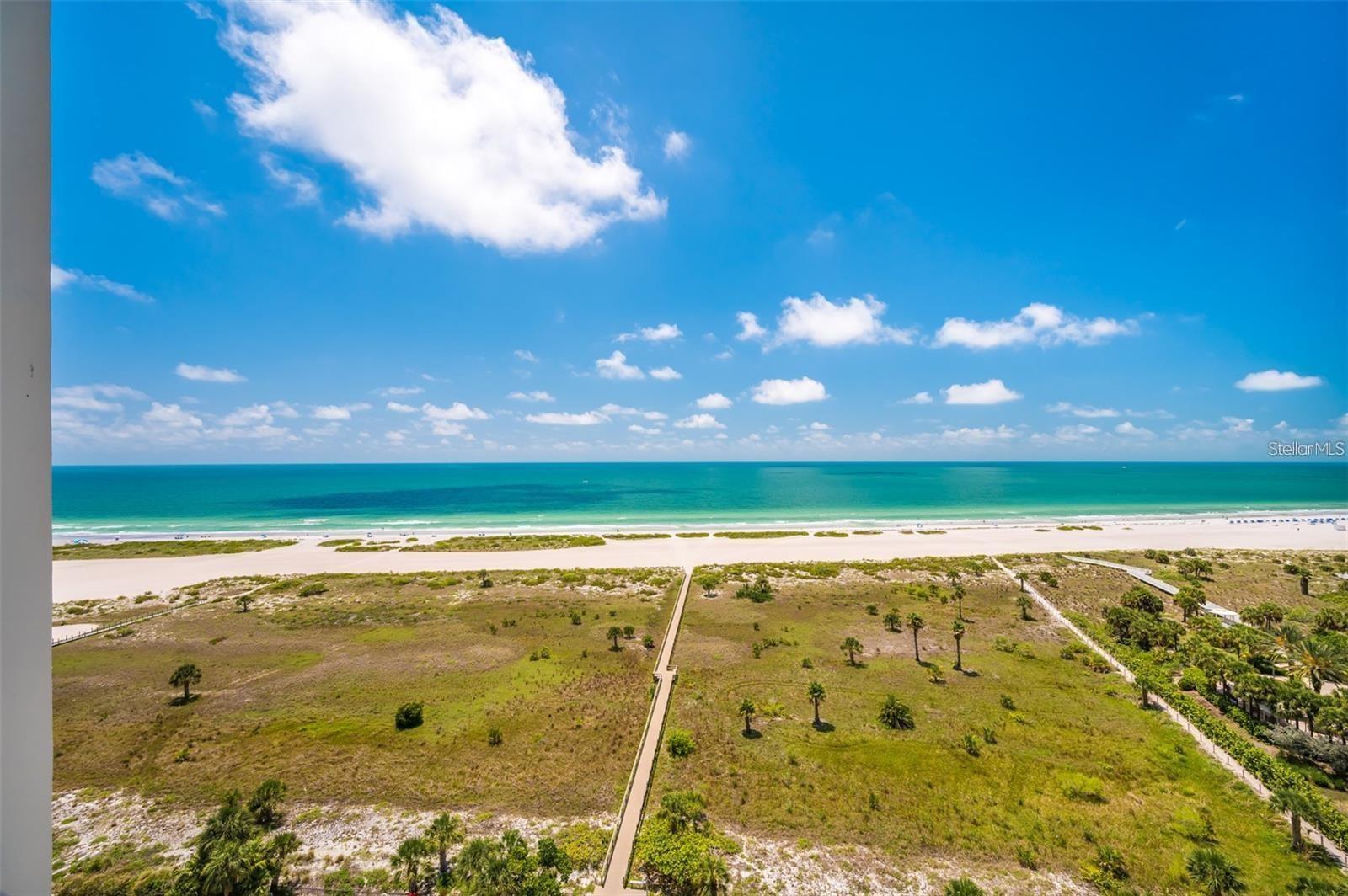 Image 51 of 65 For 1230 Gulf Boulevard 1402