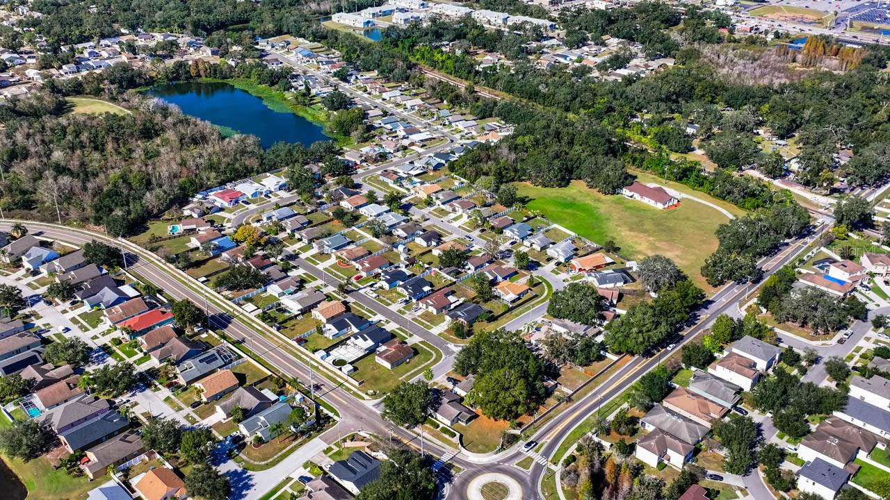 Image 23 of 28 For 1424 Vinetree Drive