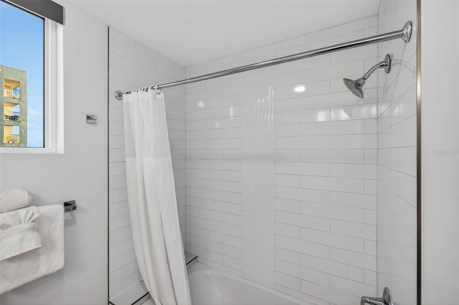 Image 12 of 56 For 11500 Gulf Boulevard 301