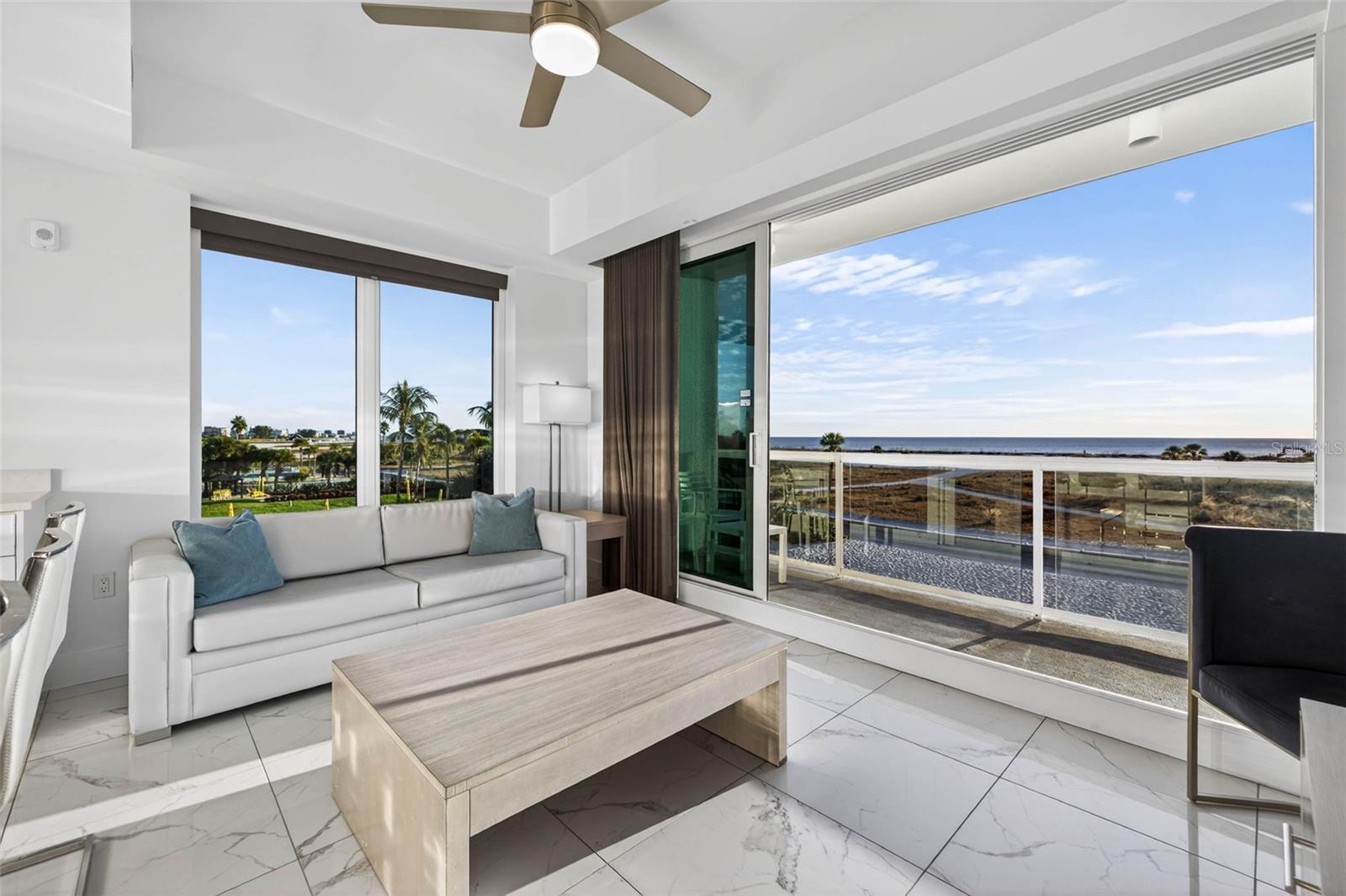 Image 15 of 56 For 11500 Gulf Boulevard 301