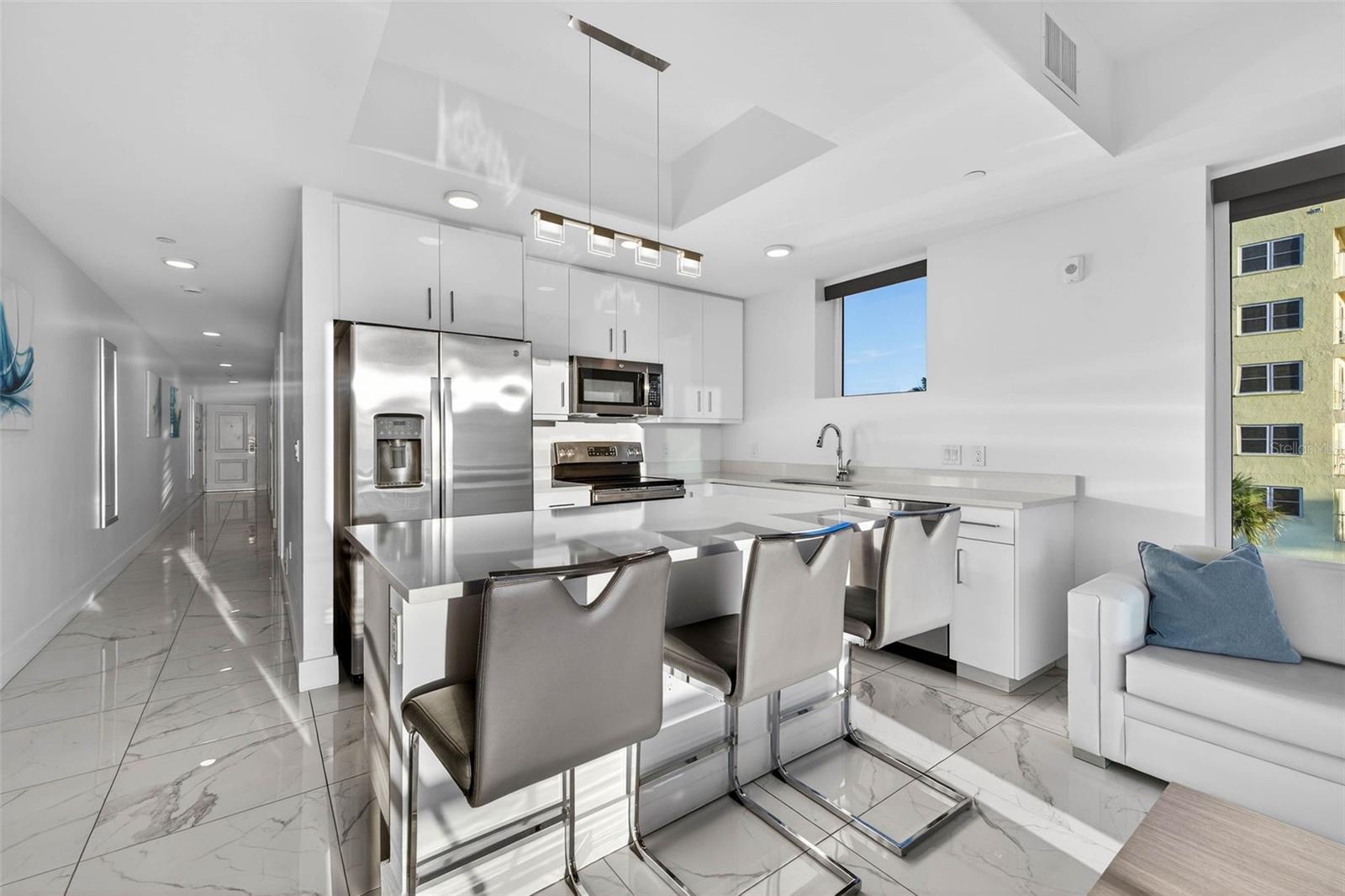 Image 24 of 56 For 11500 Gulf Boulevard 301