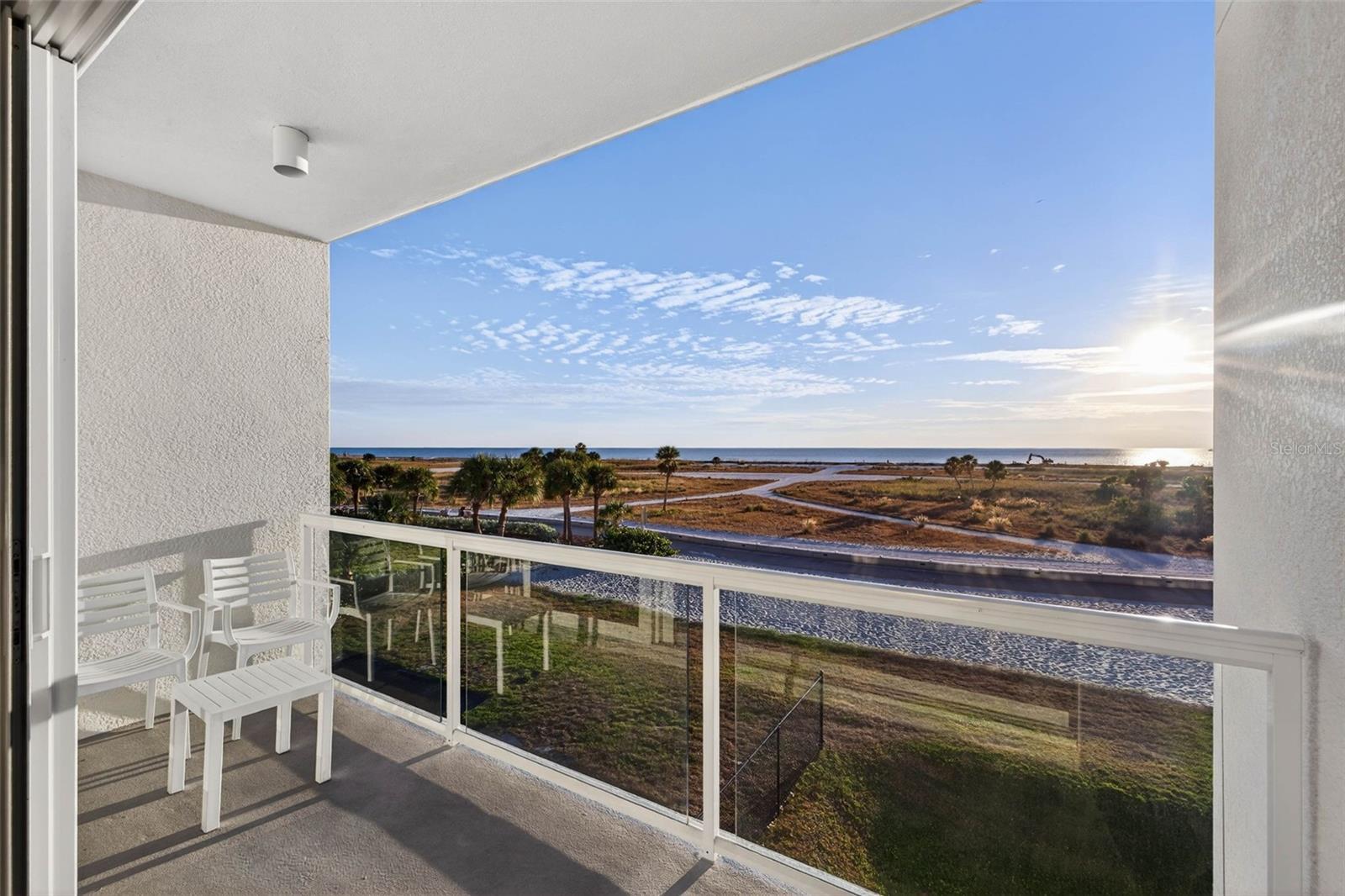 Image 26 of 56 For 11500 Gulf Boulevard 301