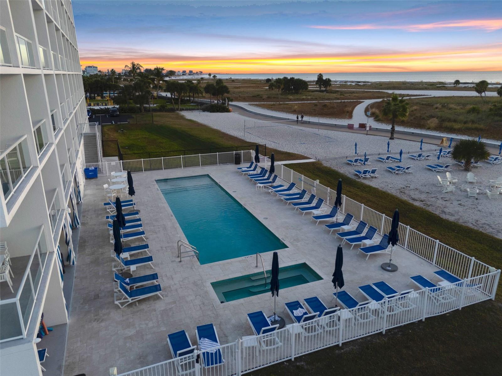 Image 37 of 56 For 11500 Gulf Boulevard 301