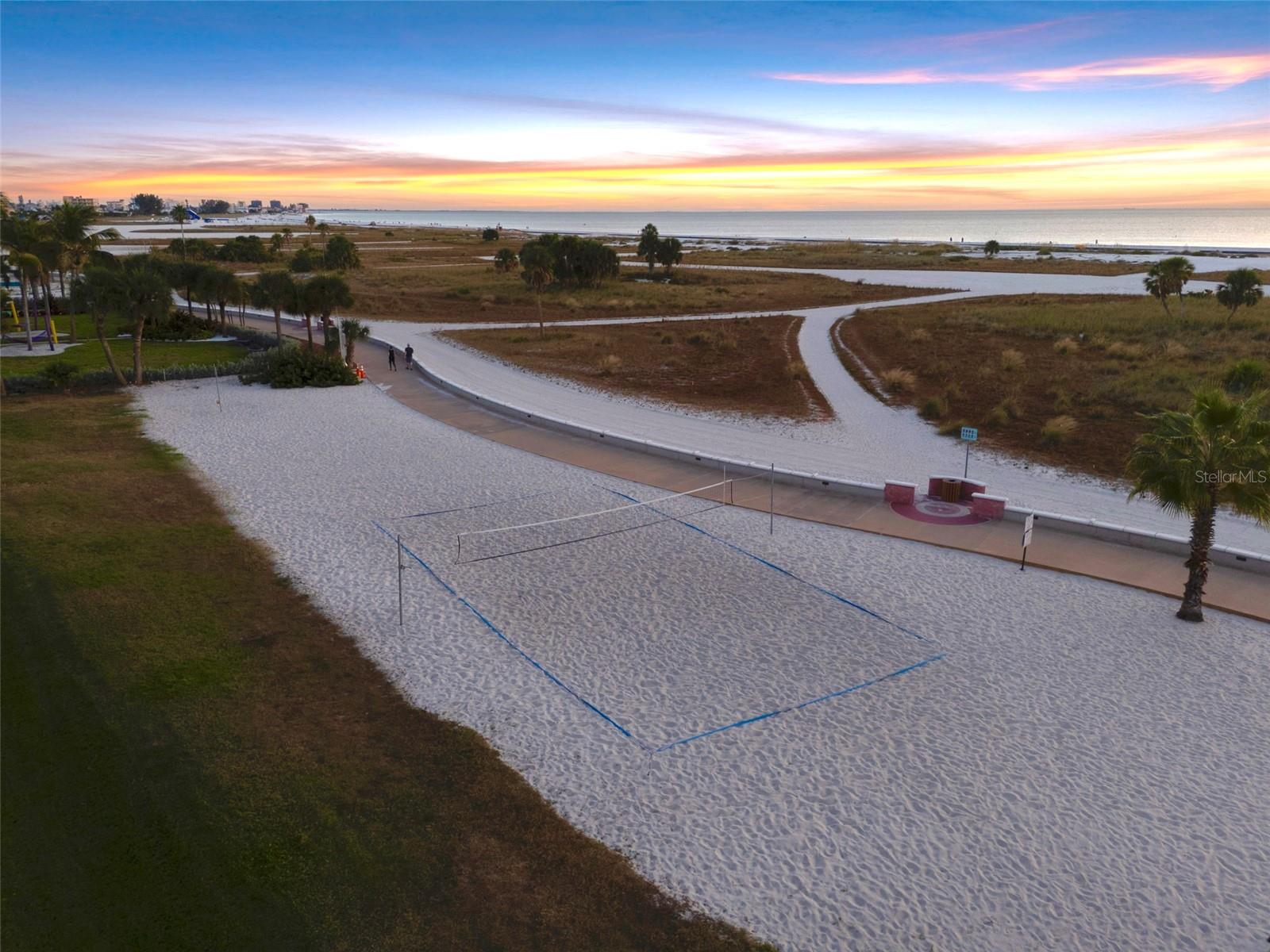 Image 51 of 56 For 11500 Gulf Boulevard 301